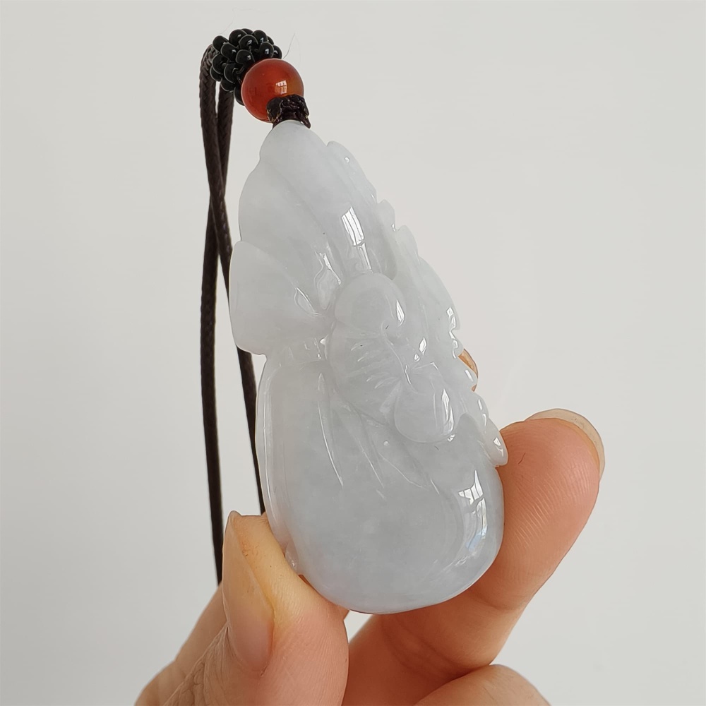DDP 49mm Natural Certificated Type A Icy Light Lavender Burmese Jadeite Blessing Bag With Blessing Bat Carved