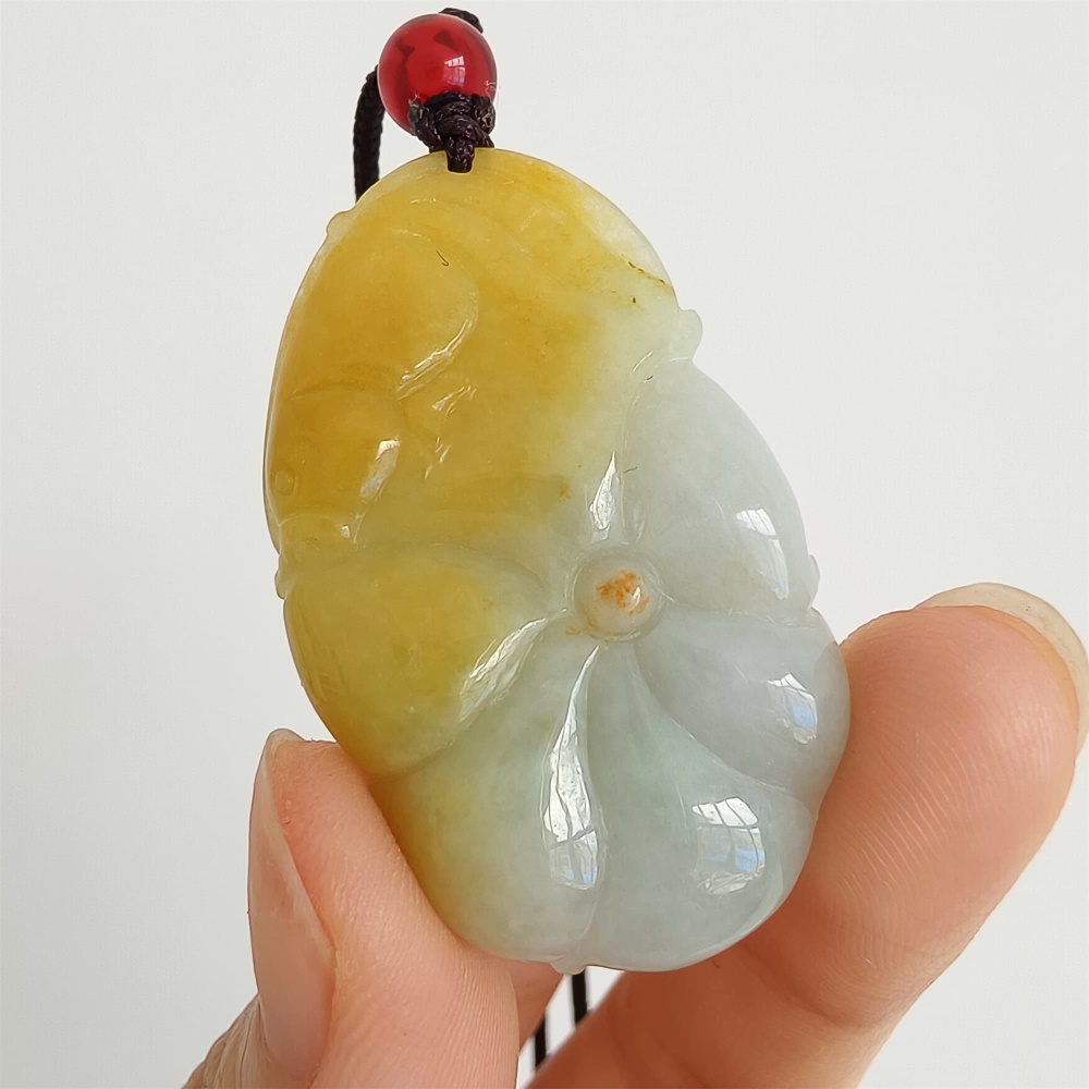DDP 39mm Natural Yellow Green Burmese Jadeite Lotus Leaf Pendant With Fish Carved