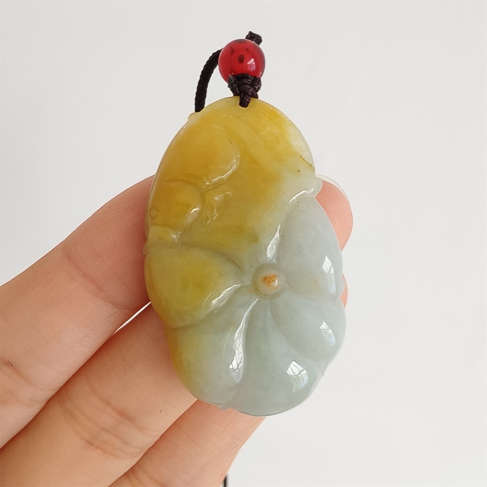 DDP 39mm Natural Yellow Green Burmese Jadeite Lotus Leaf Pendant With Fish Carved