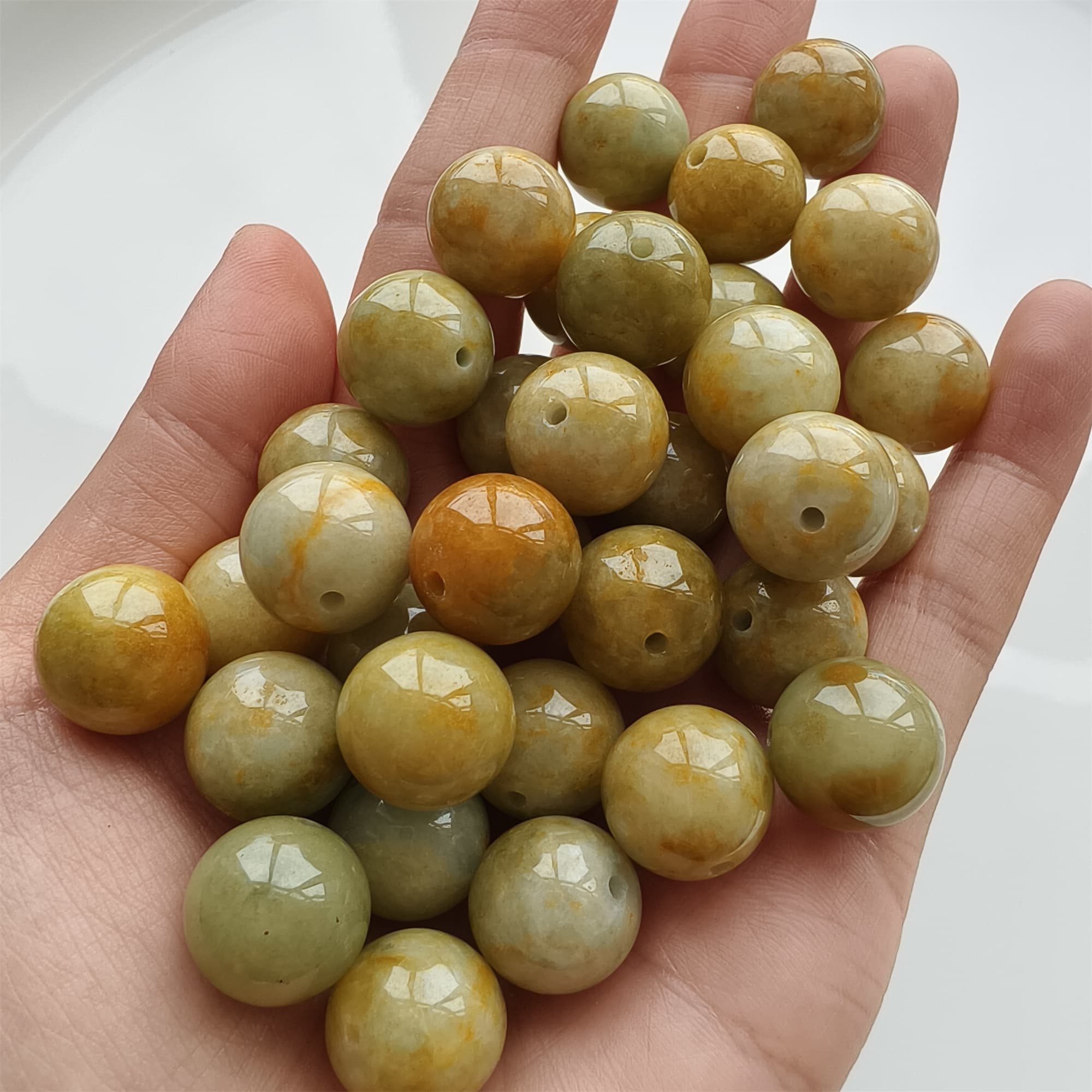 DDP 15pcs 14mm Natural Certificated Yellow Green Burmese Jadeite Round Beads