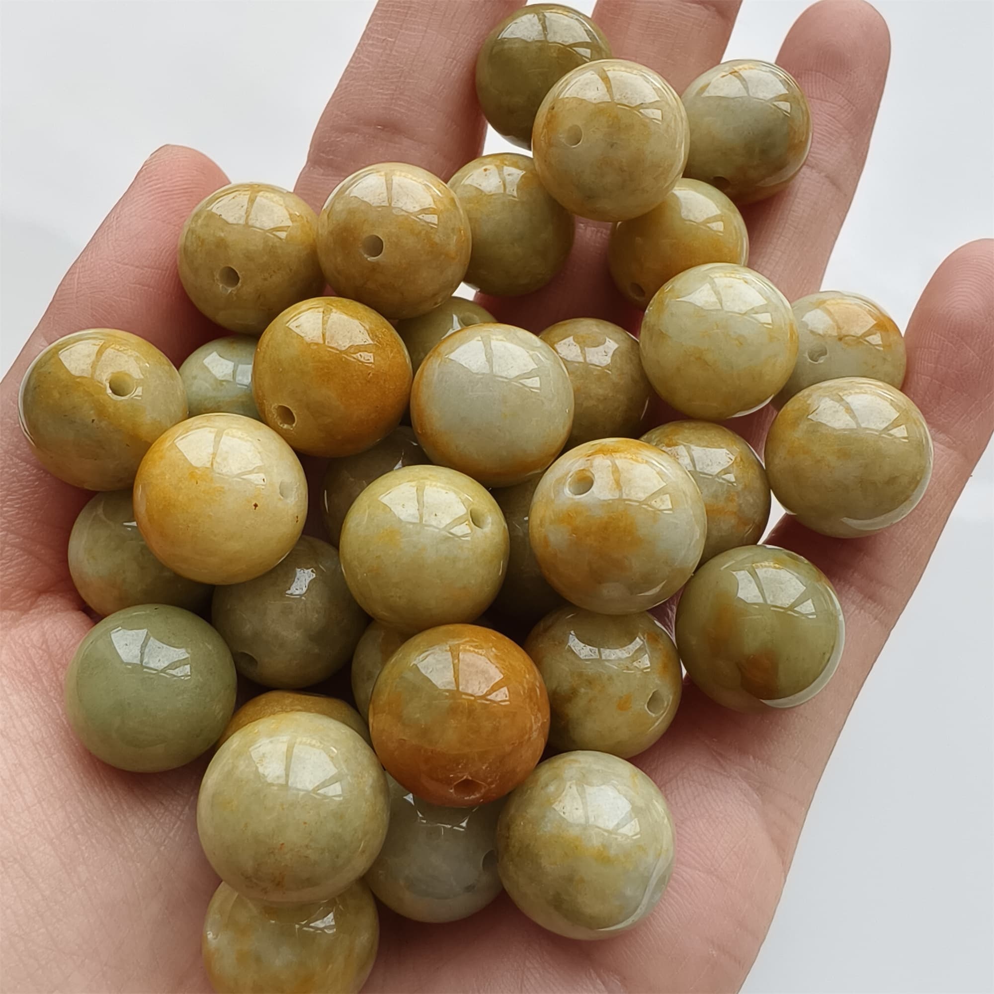 DDP 15pcs 14mm Natural Certificated Yellow Green Burmese Jadeite Round Beads