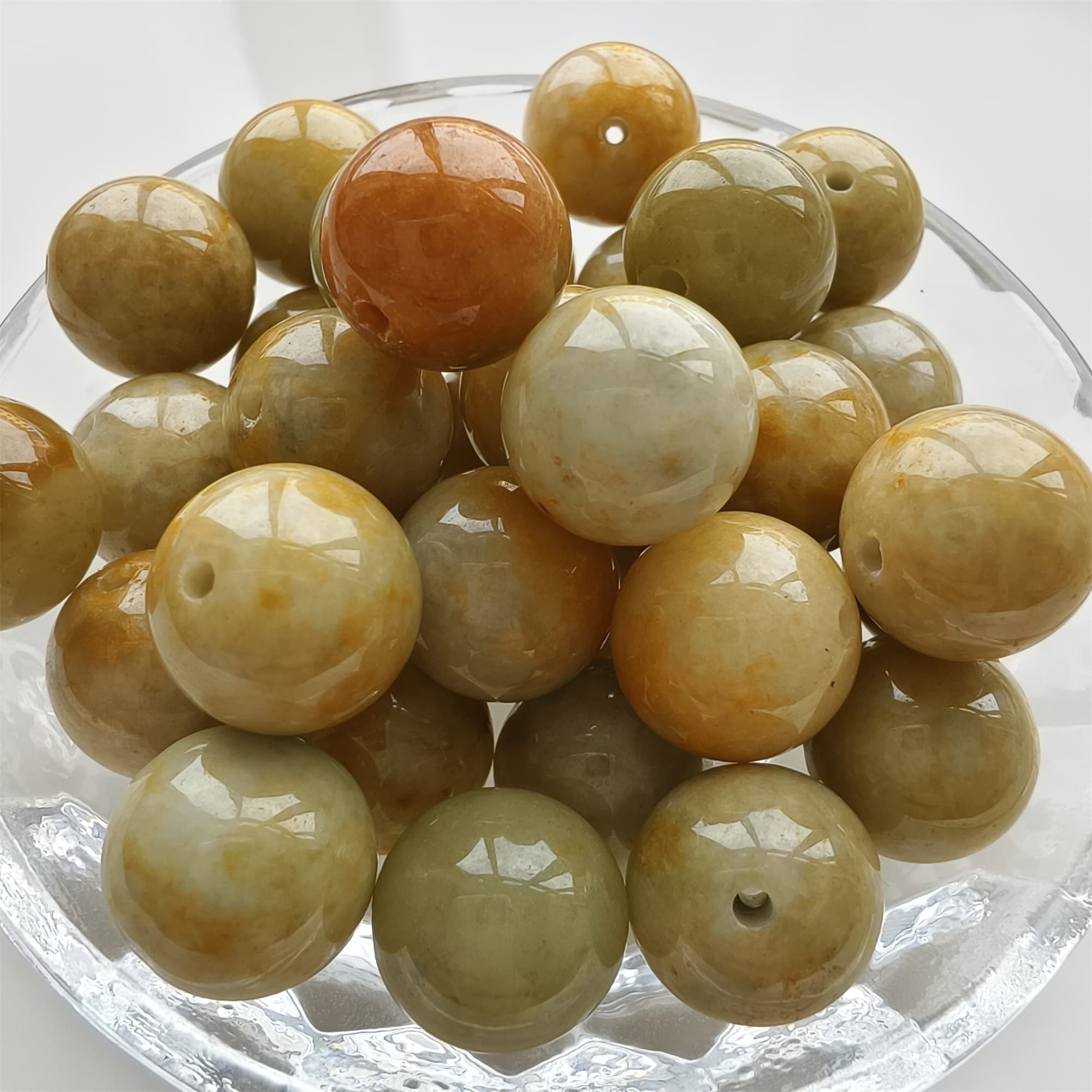 DDP 15pcs 14mm Natural Certificated Yellow Green Burmese Jadeite Round Beads