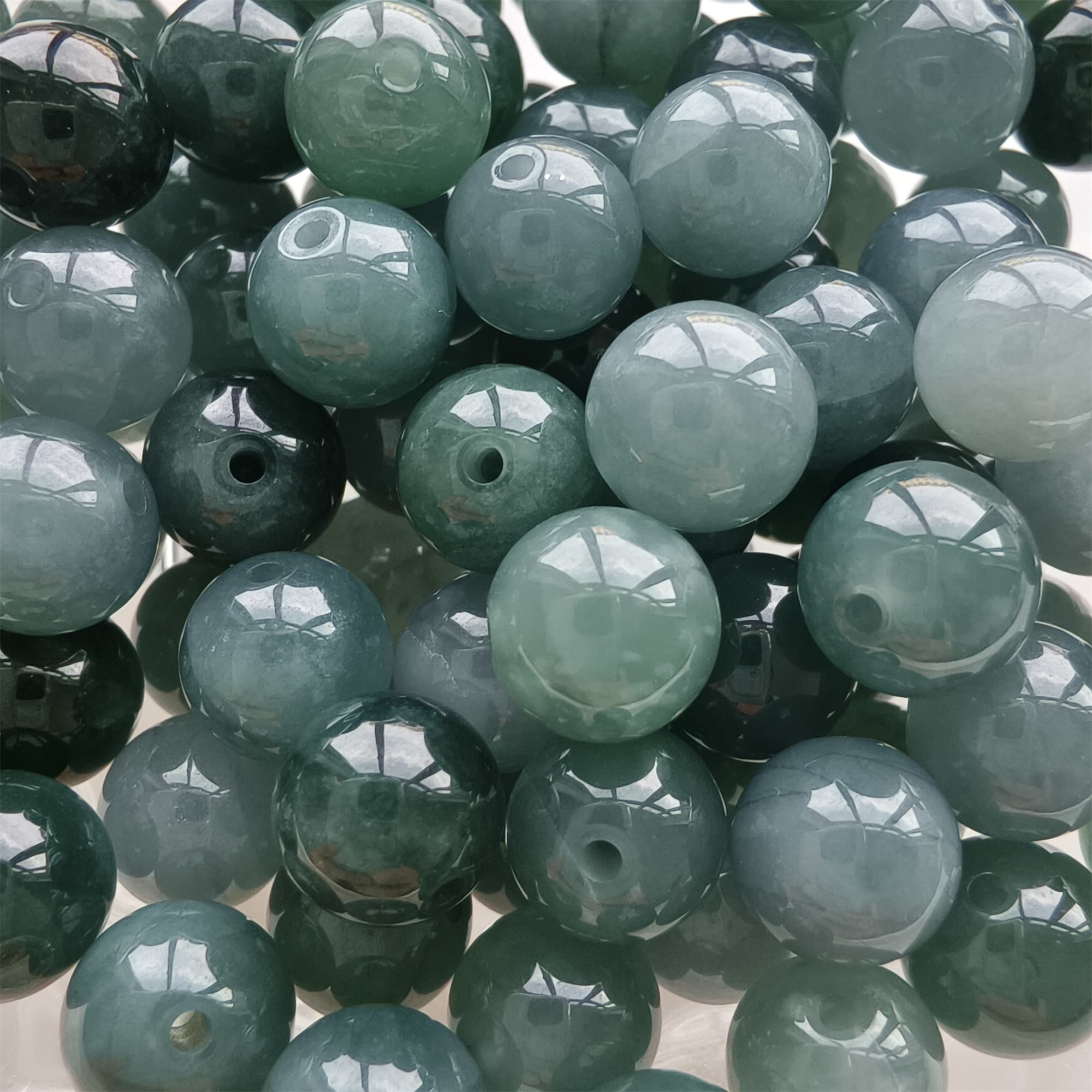 DDP 25pcs 8-8.3mm Natural Type A Blue Guatemalan Jadeite Round Beads