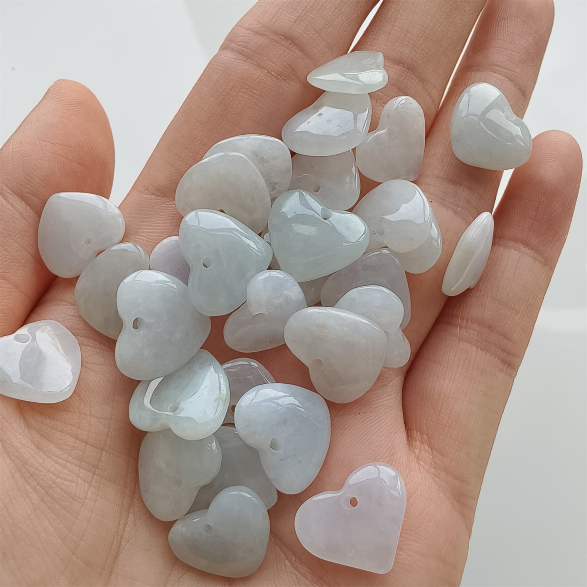 DDP 5pcs 12-14mm Natural Certificated Type A Icy Green White Burmese Jadeite Heart Beads