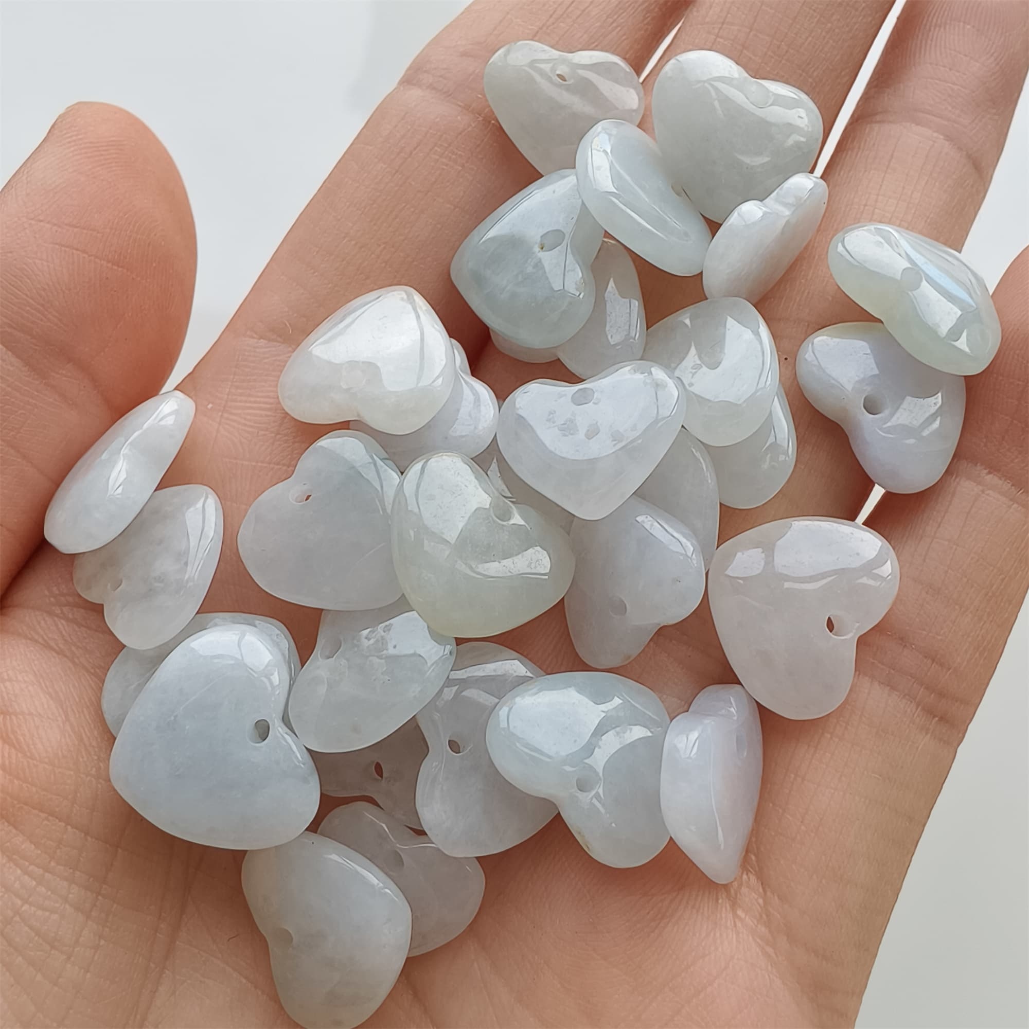 DDP 5pcs 12-14mm Natural Certificated Type A Icy Green White Burmese Jadeite Heart Beads