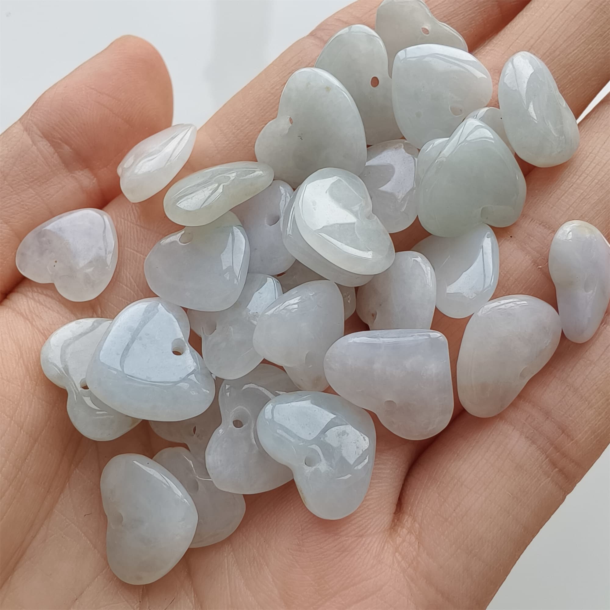DDP 5pcs 12-14mm Natural Certificated Type A Icy Green White Burmese Jadeite Heart Beads