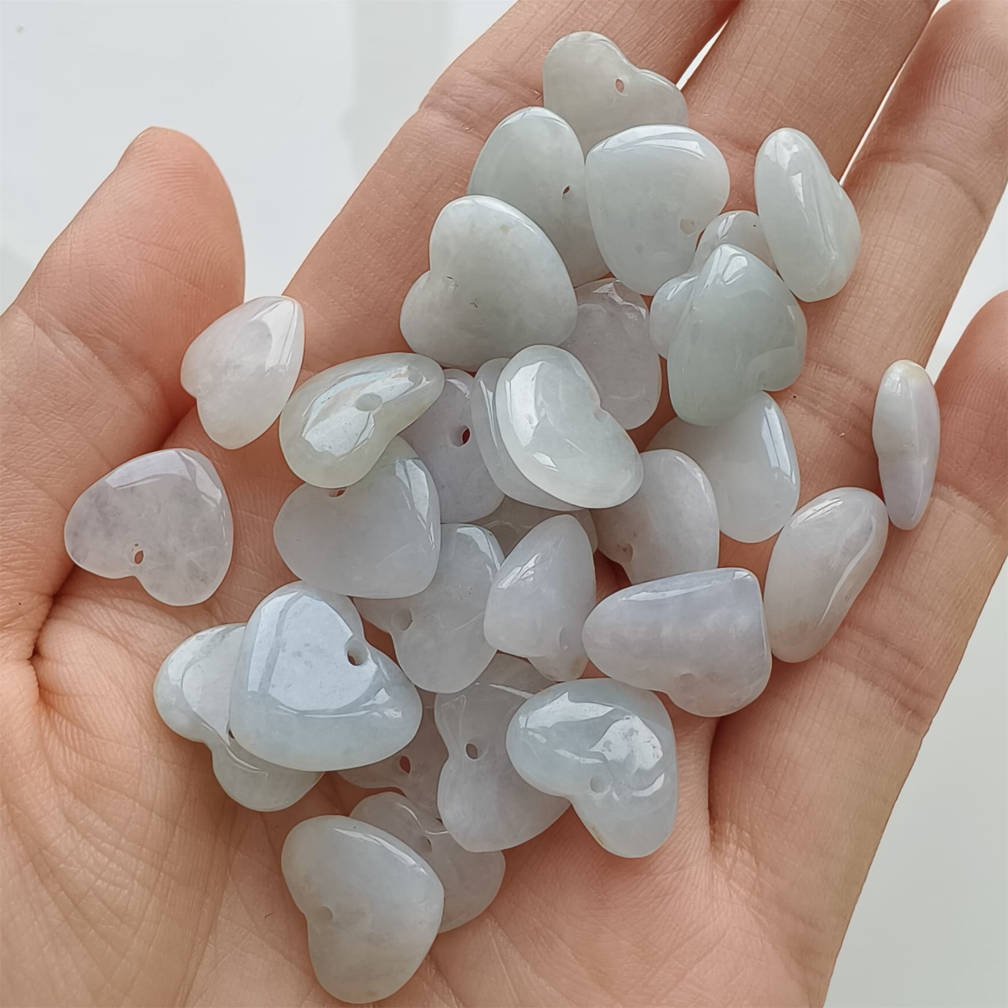 DDP 5pcs 12-14mm Natural Certificated Type A Icy Green White Burmese Jadeite Heart Beads