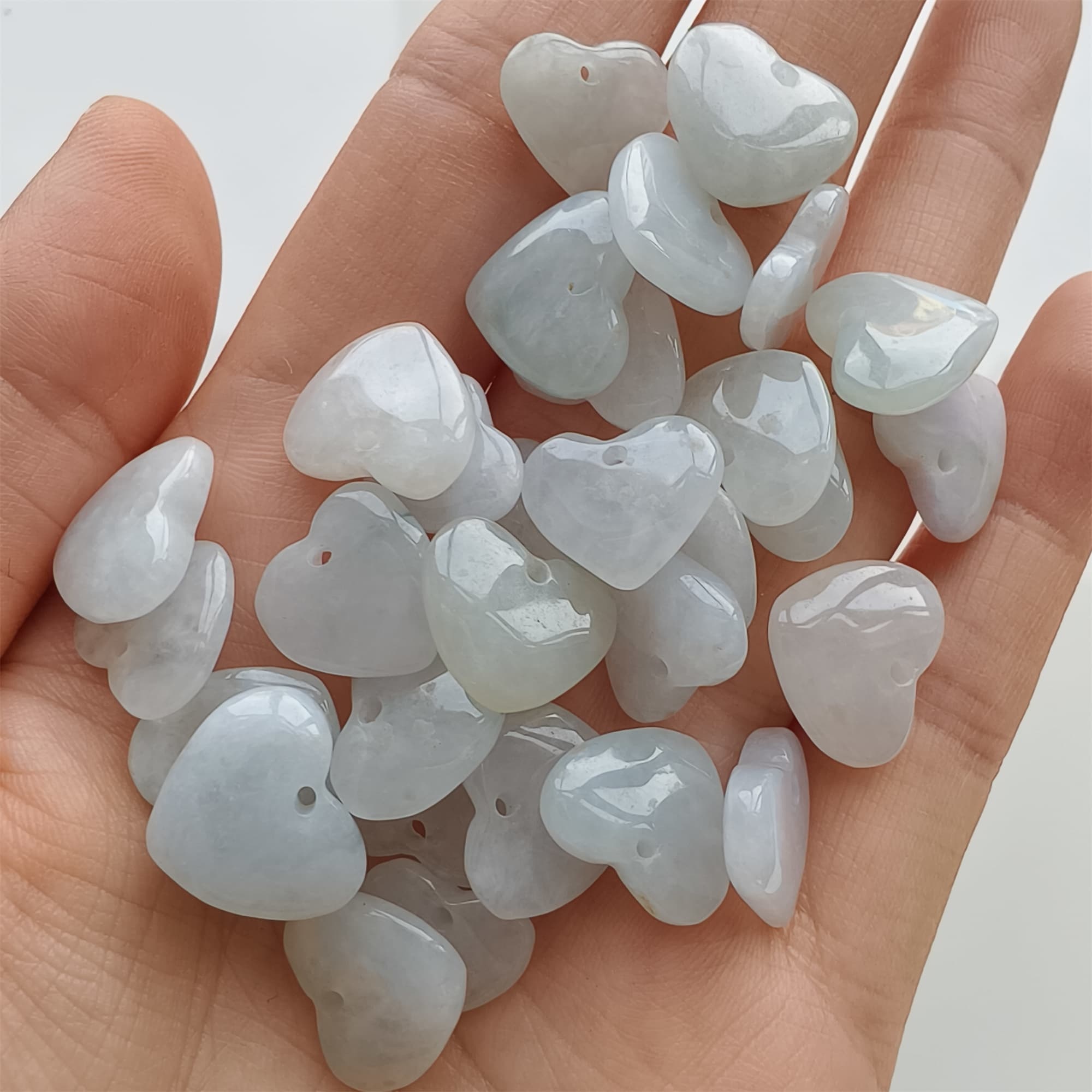 DDP 5pcs 12-14mm Natural Certificated Type A Icy Green White Burmese Jadeite Heart Beads
