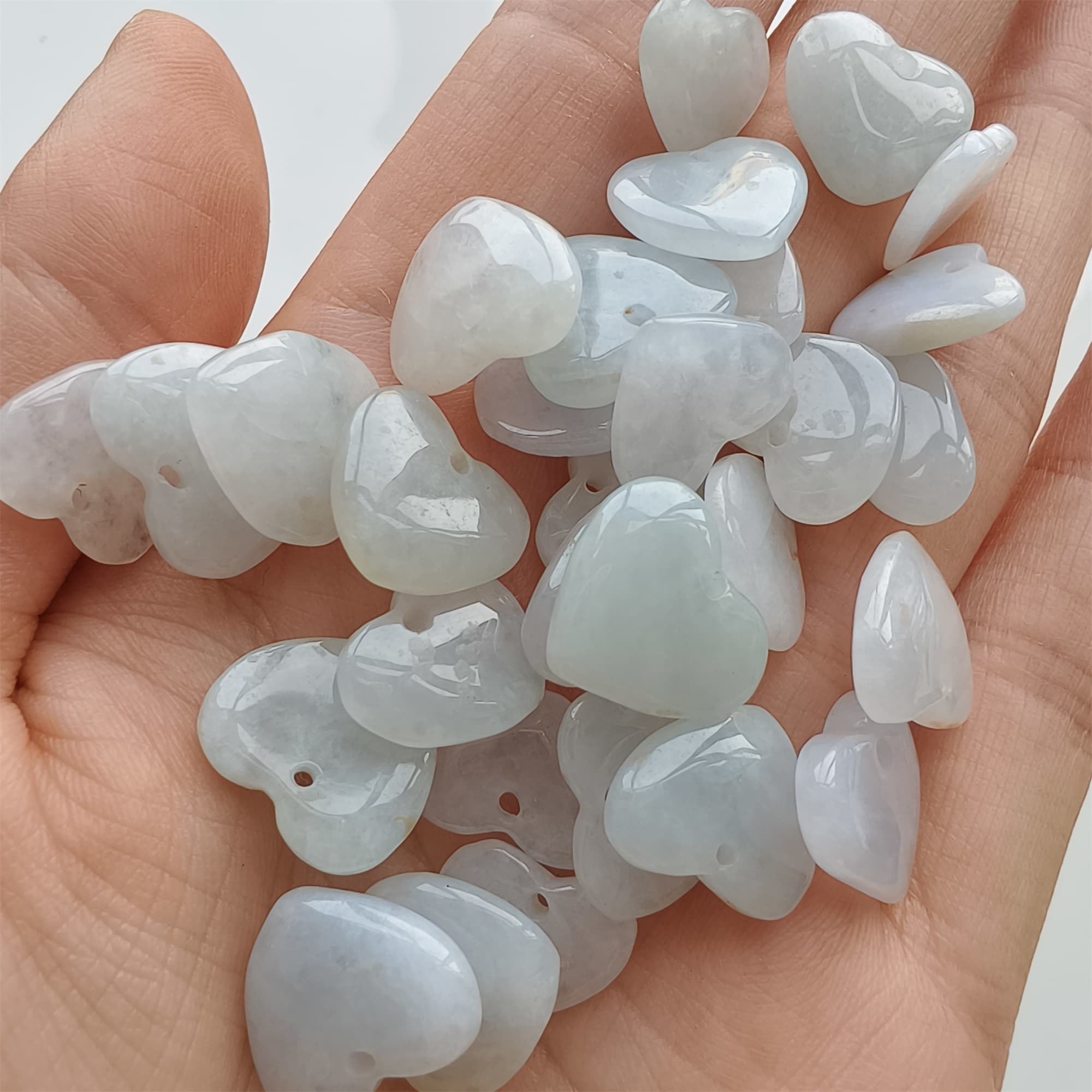DDP 5pcs 12-14mm Natural Certificated Type A Icy Green White Burmese Jadeite Heart Beads
