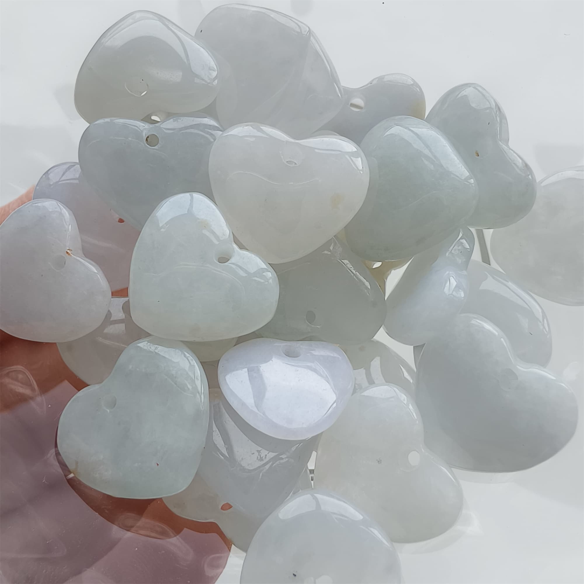 DDP 5pcs 12-14mm Natural Certificated Type A Icy Green White Burmese Jadeite Heart Beads