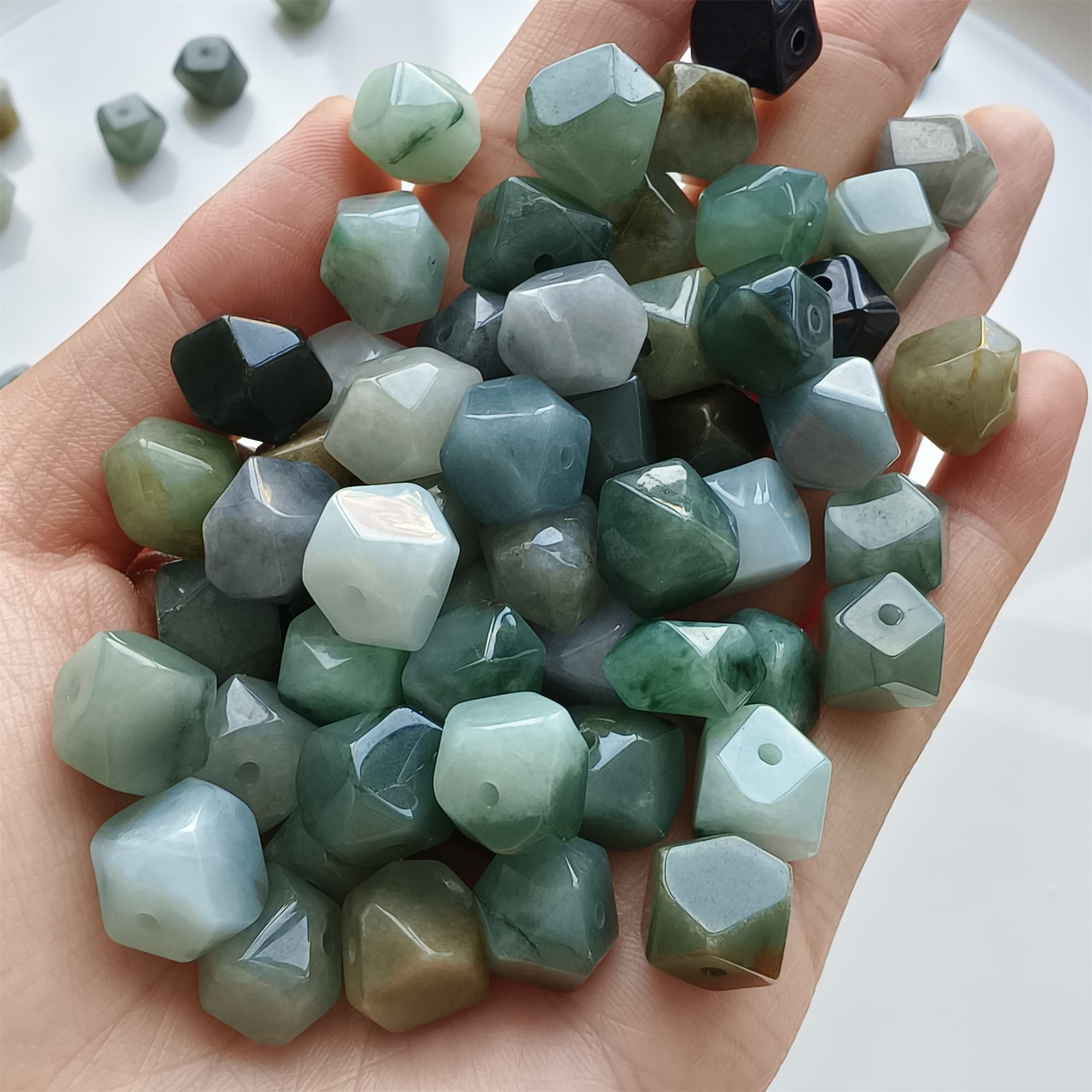 DDP 10pcs 9-9.5mm Natural Certificated Type A Green Yellow Burmese Jadeite Irregular Polygonal Beads
