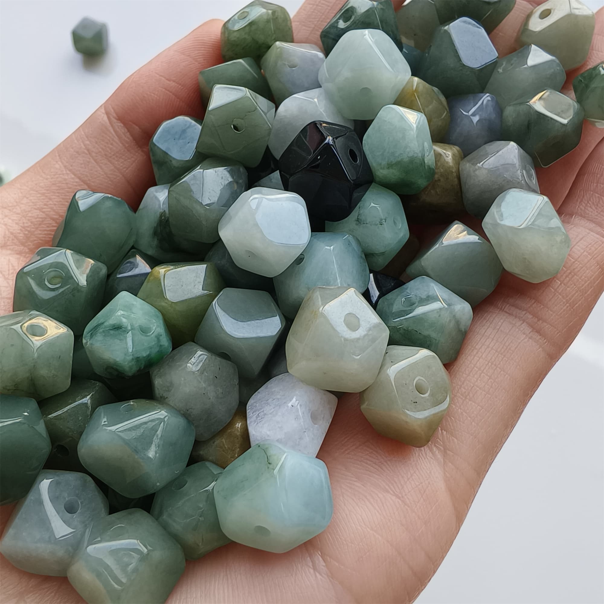 DDP 10pcs 9-9.5mm Natural Certificated Type A Green Yellow Burmese Jadeite Irregular Polygonal Beads