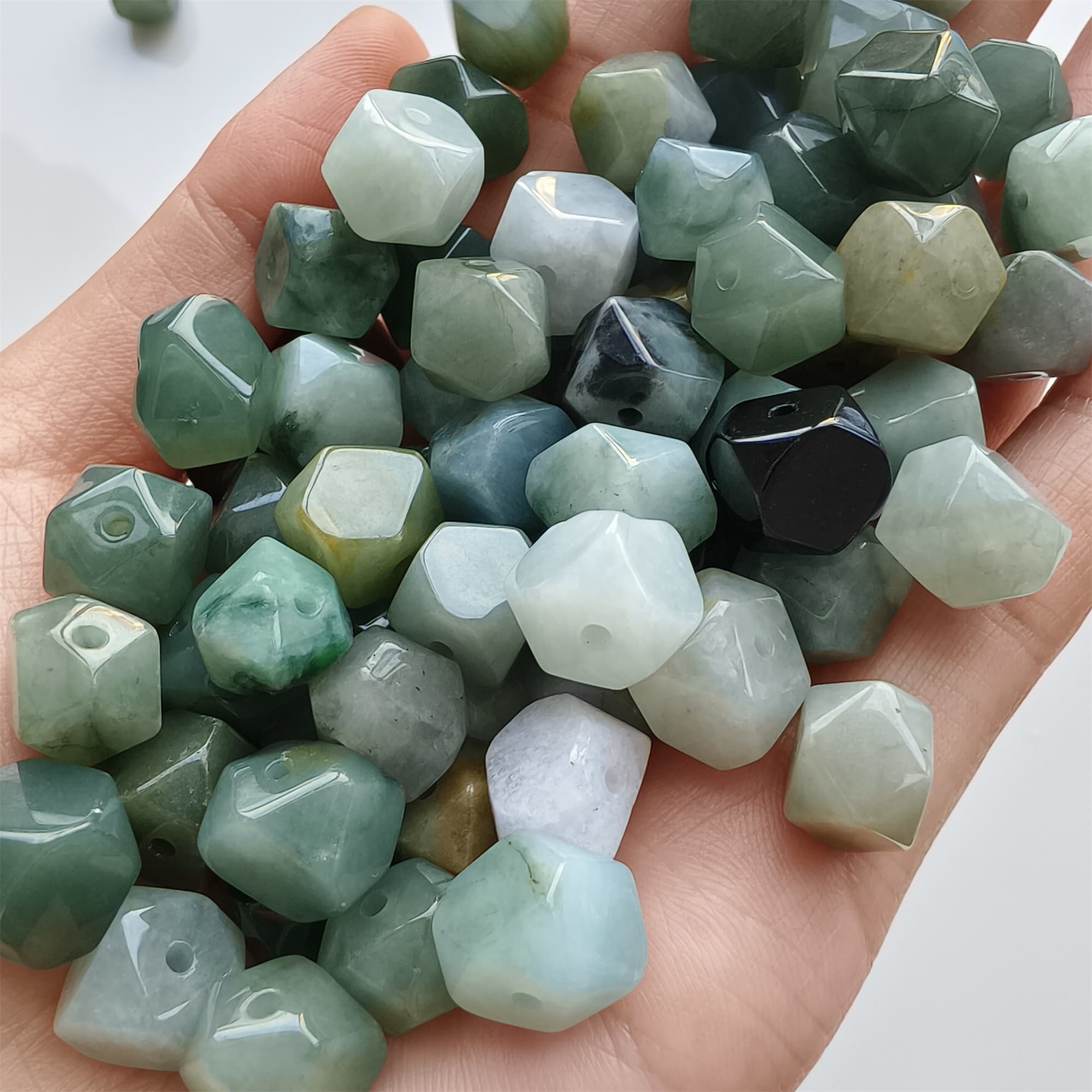 DDP 10pcs 9-9.5mm Natural Certificated Type A Green Yellow Burmese Jadeite Irregular Polygonal Beads