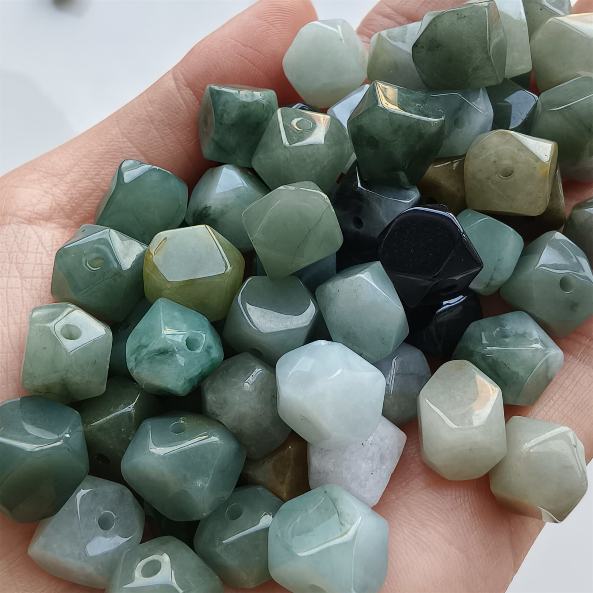 DDP 10pcs 9-9.5mm Natural Certificated Type A Green Yellow Burmese Jadeite Irregular Polygonal Beads