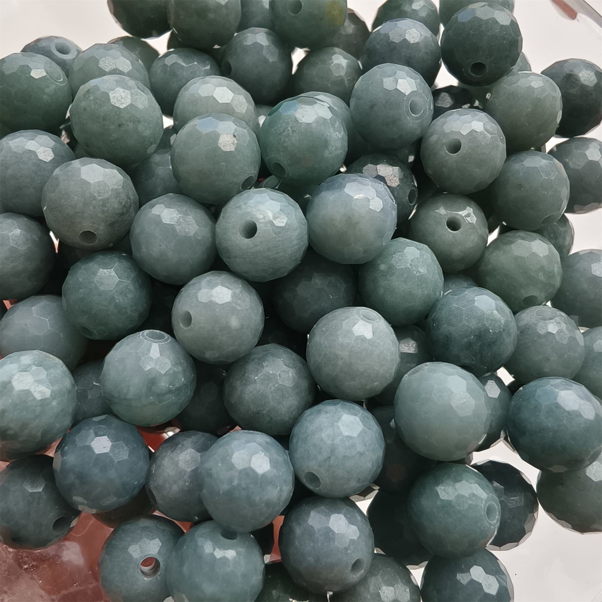 DDP 25pcs 7-7.5mm Natural Certificated Type A Blue Guatemalan Jadeite Round Diamond Cut Beads
