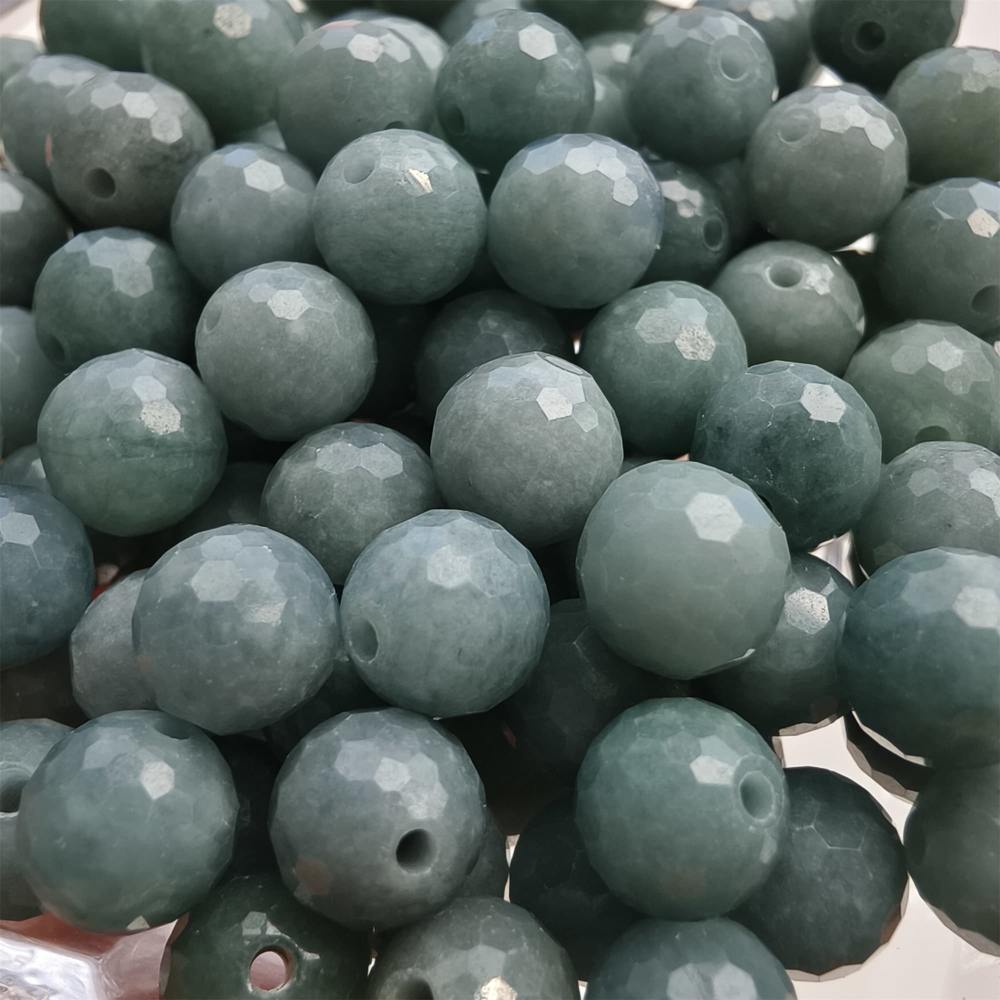 DDP 25pcs 7-7.5mm Natural Certificated Type A Blue Guatemalan Jadeite Round Diamond Cut Beads