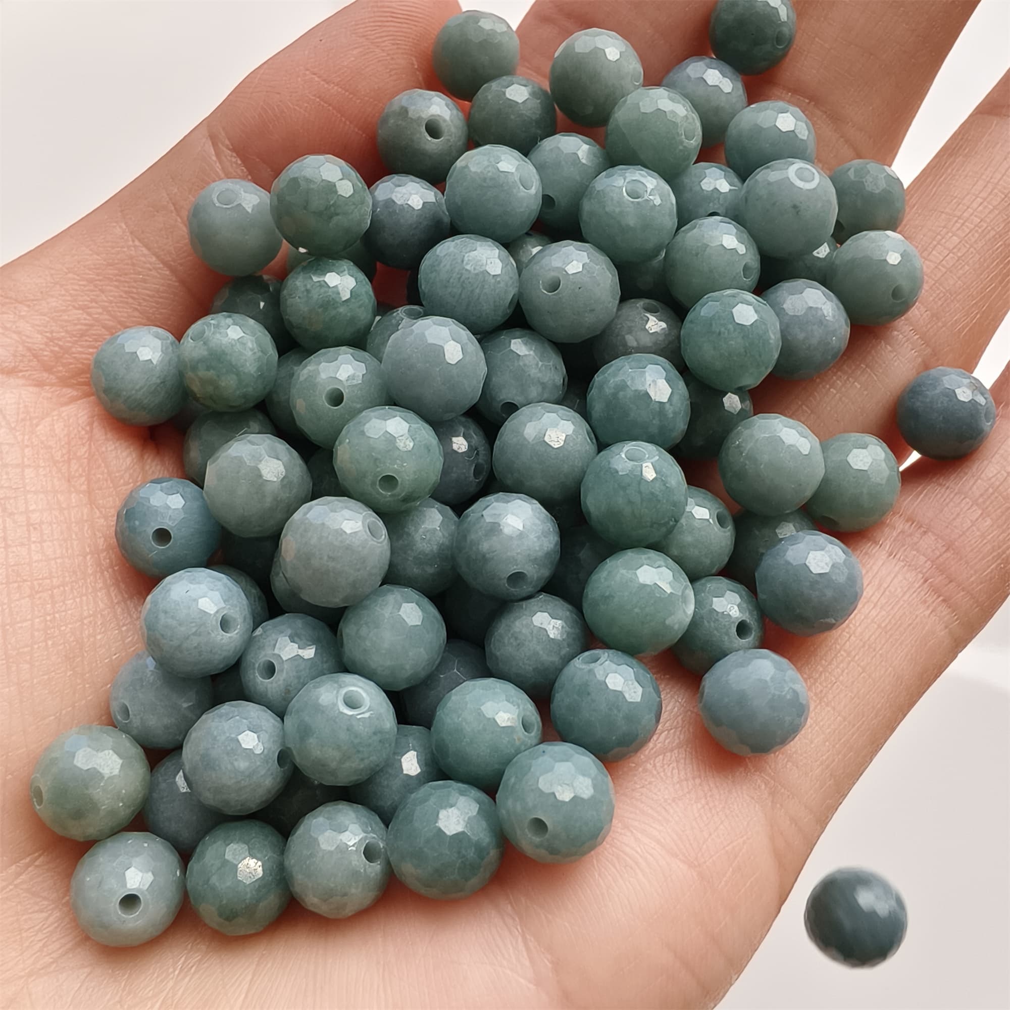 DDP 25pcs 7-7.5mm Natural Certificated Type A Blue Guatemalan Jadeite Round Diamond Cut Beads