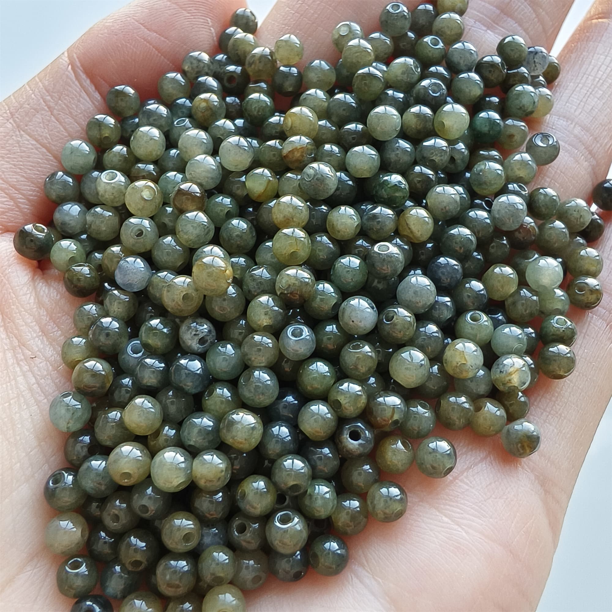 DDP 100pcs 4mm Natural Type A Untreated Yellow Black Chicken Species Burmese Jadeite Round Beads