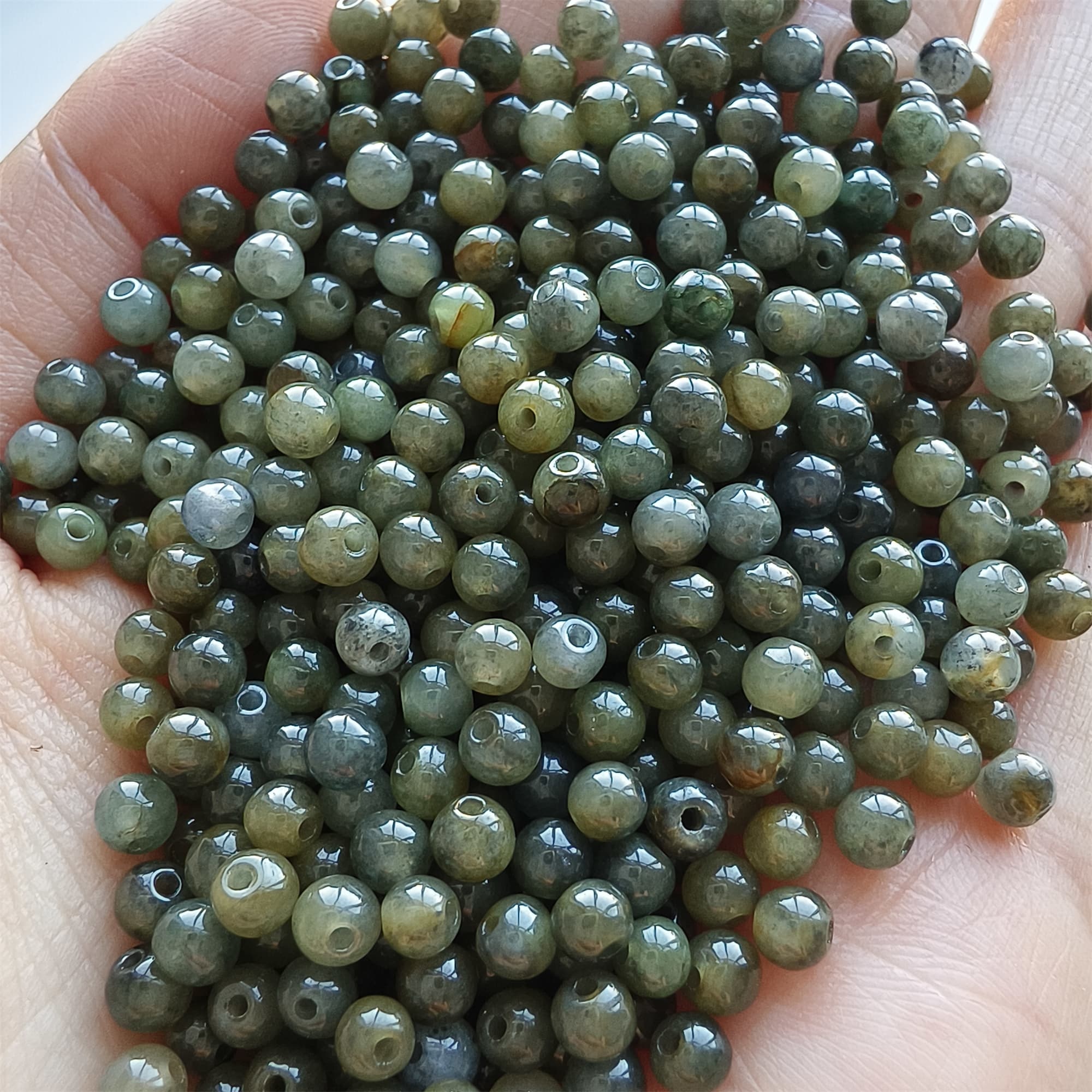 DDP 100pcs 4mm Natural Type A Untreated Yellow Black Chicken Species Burmese Jadeite Round Beads