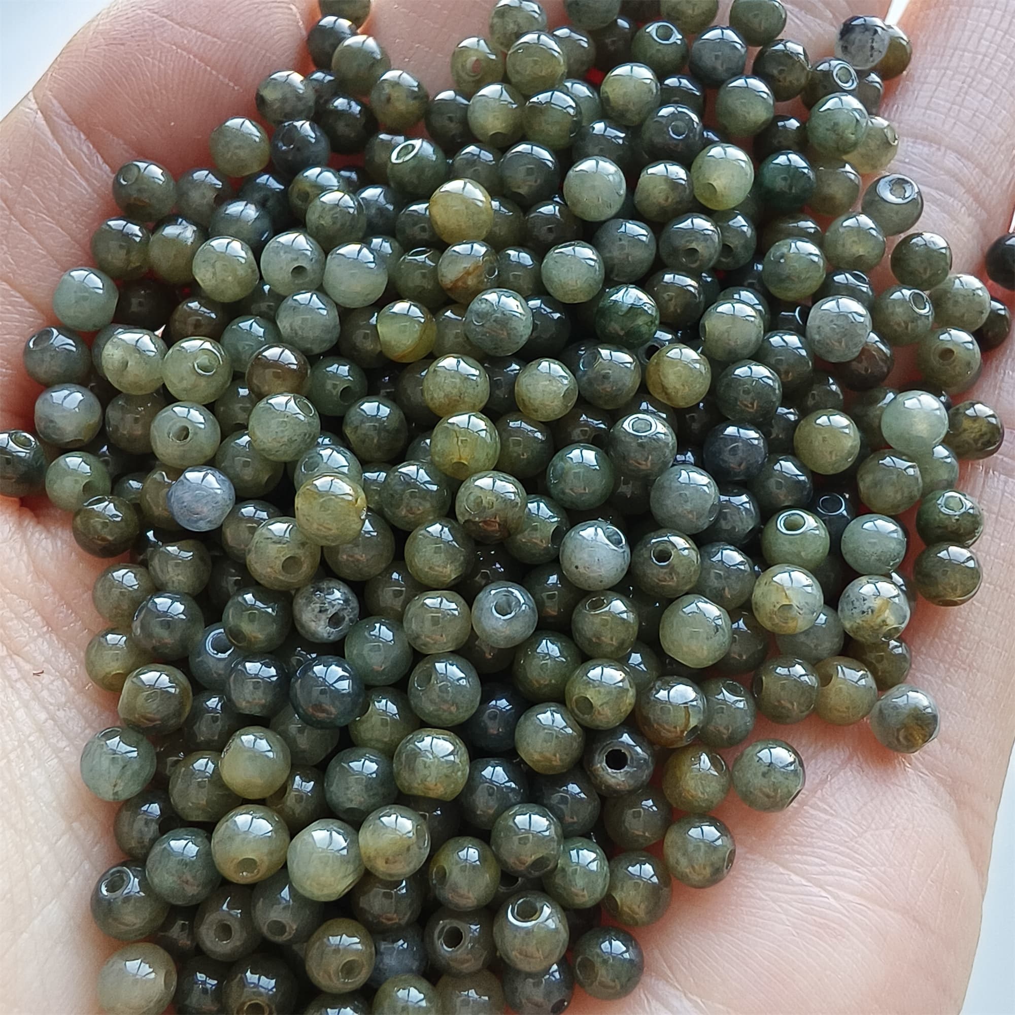 DDP 100pcs 4mm Natural Type A Untreated Yellow Black Chicken Species Burmese Jadeite Round Beads