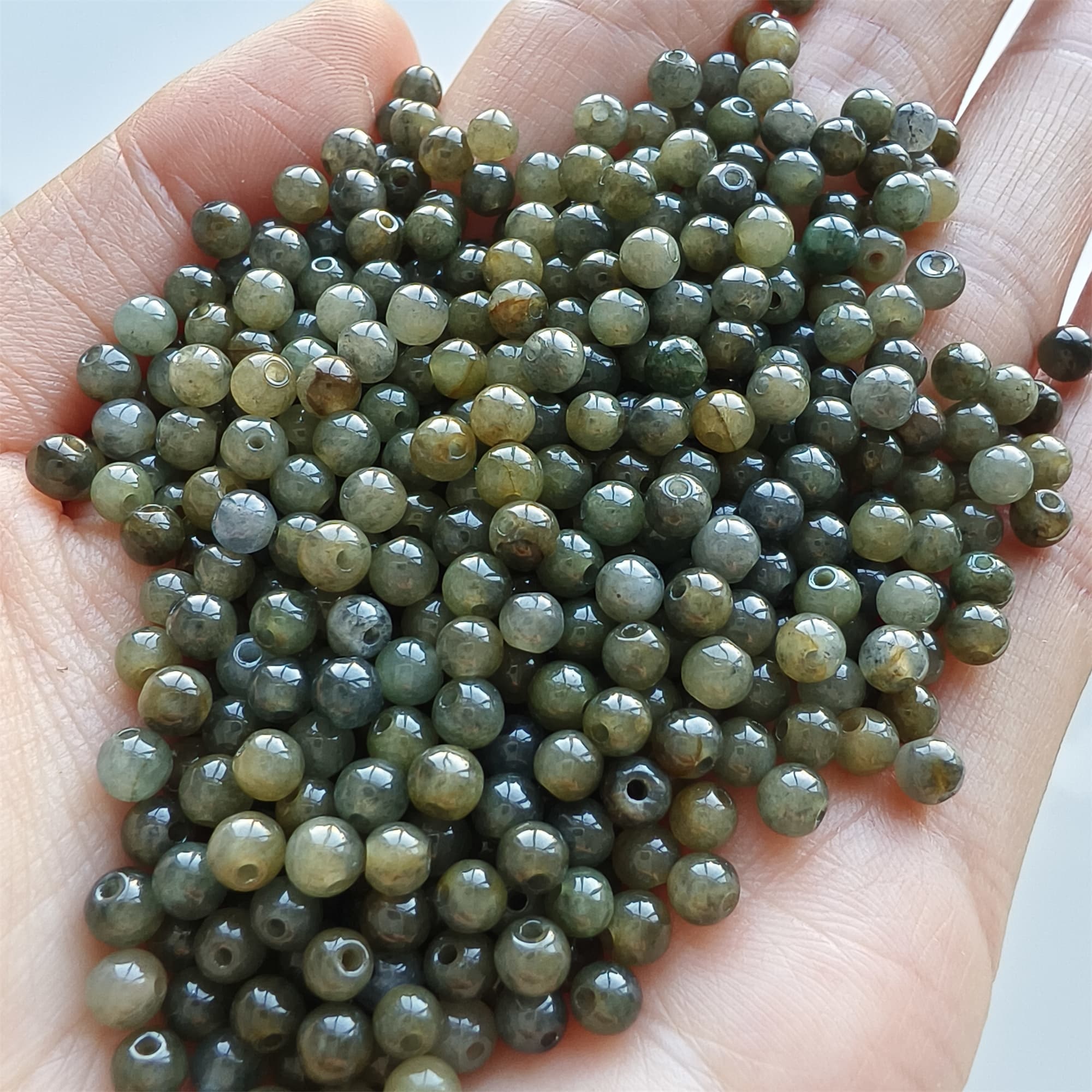 DDP 100pcs 4mm Natural Type A Untreated Yellow Black Chicken Species Burmese Jadeite Round Beads