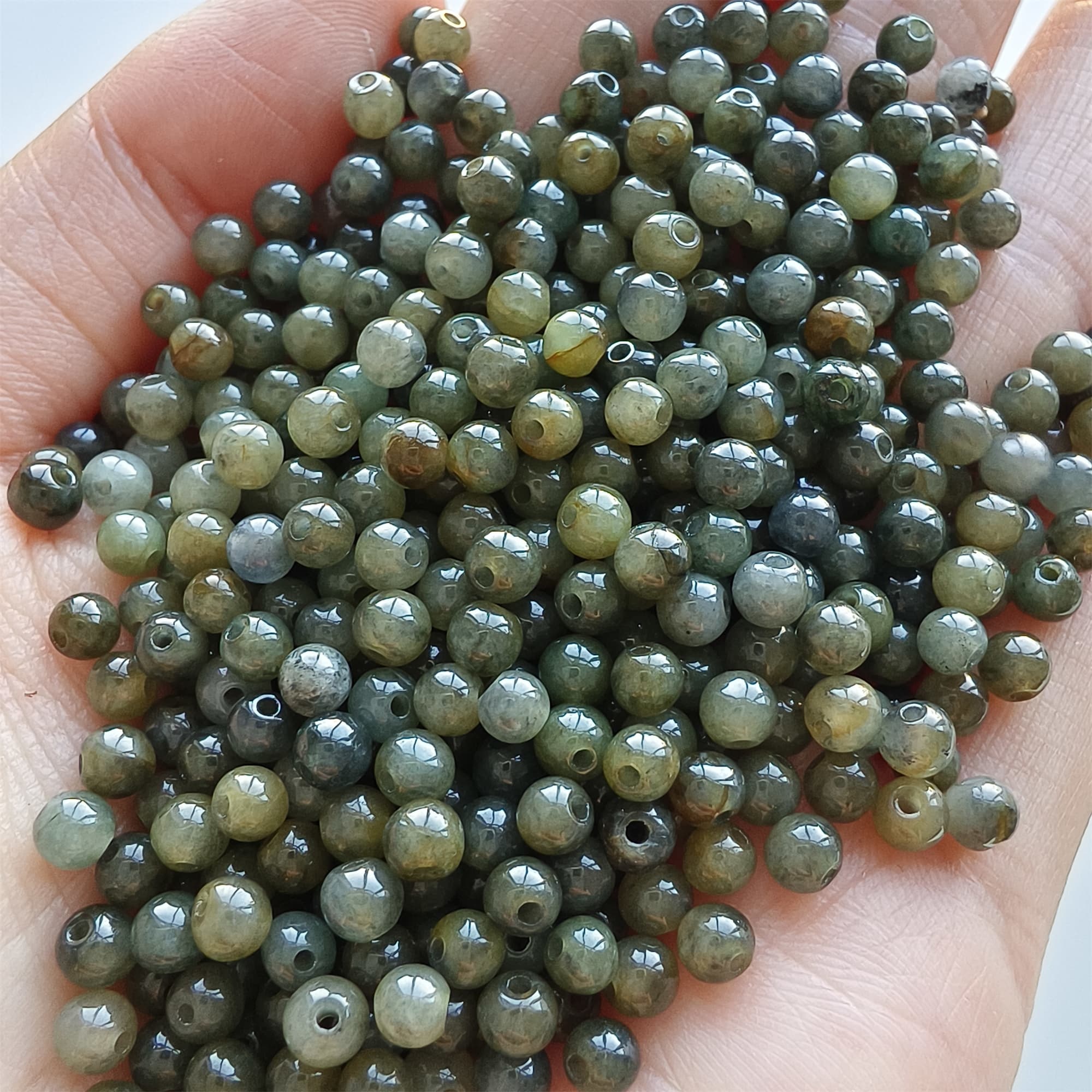 DDP 100pcs 4mm Natural Type A Untreated Yellow Black Chicken Species Burmese Jadeite Round Beads