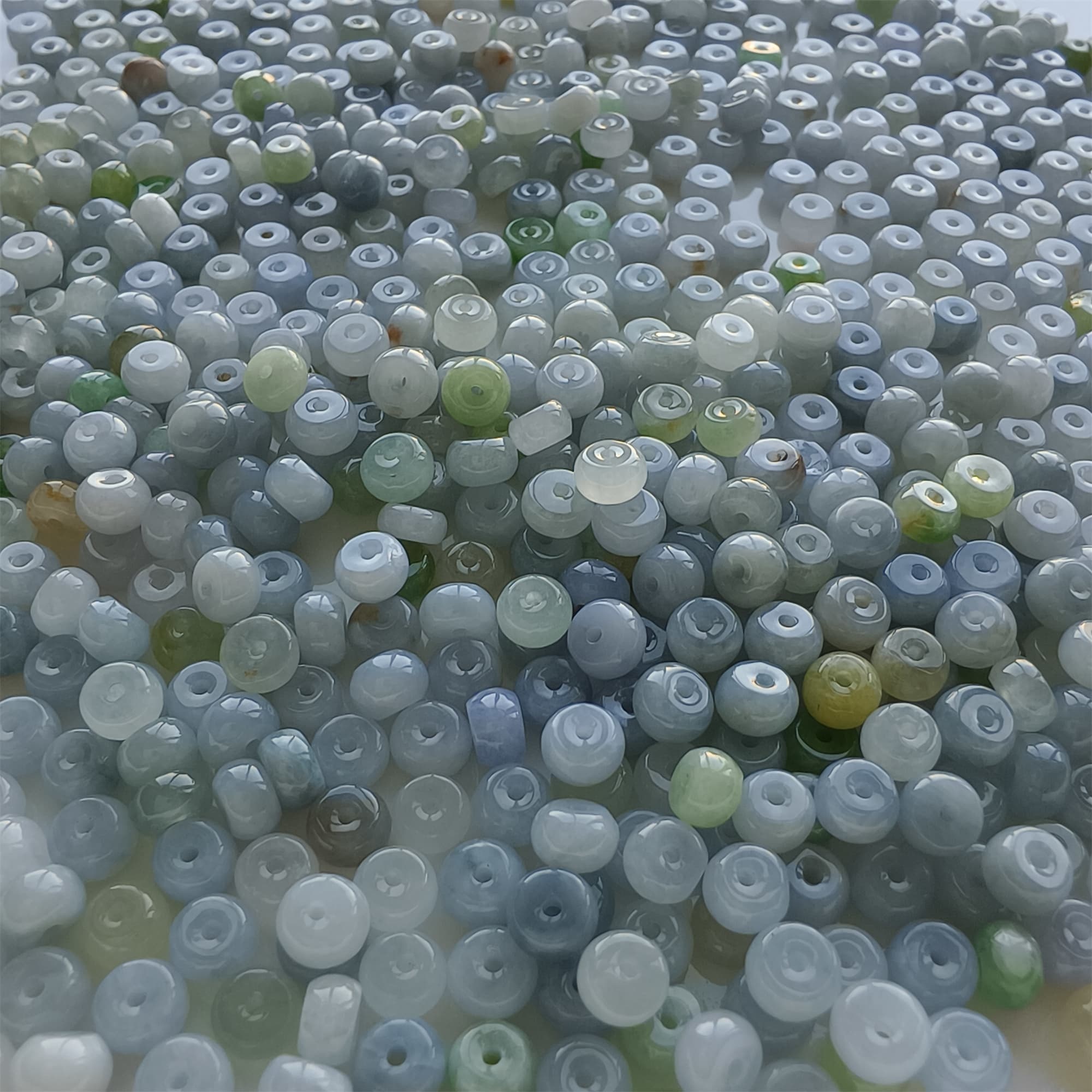 DDP 50pcs 5-5.5mm Natural Certificated Type A Untreated Green White Lavender Burmese Jadeite Rondelle Beads