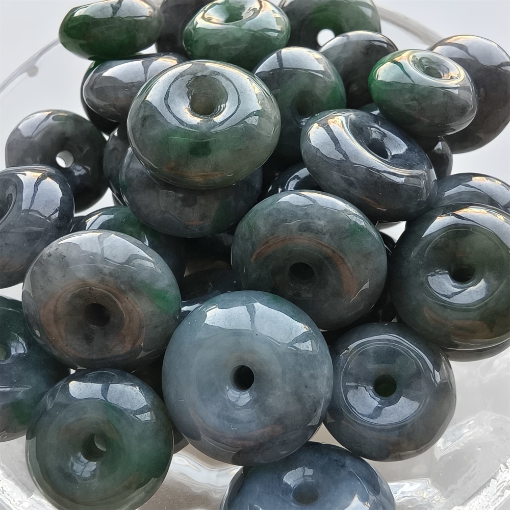 DDP 5mm 13-17.5mm Natural Type A Untreated Black Chicken Species Green Burmese Jadeite Safety Buckle Beads