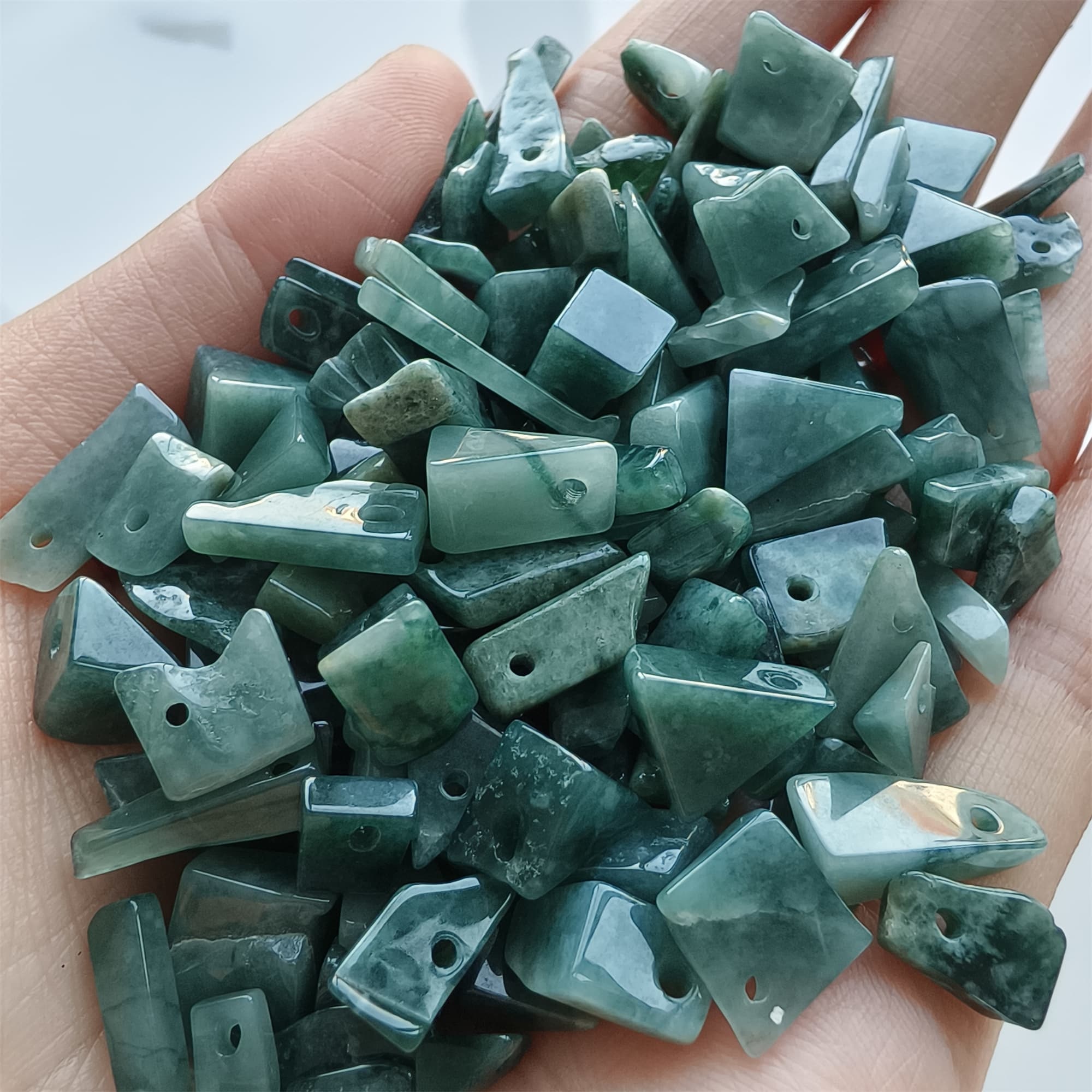 DDP 50pcs 5-13mm Natural Certificated Type A Blue Guatemalan Jadeite Irregular Beads