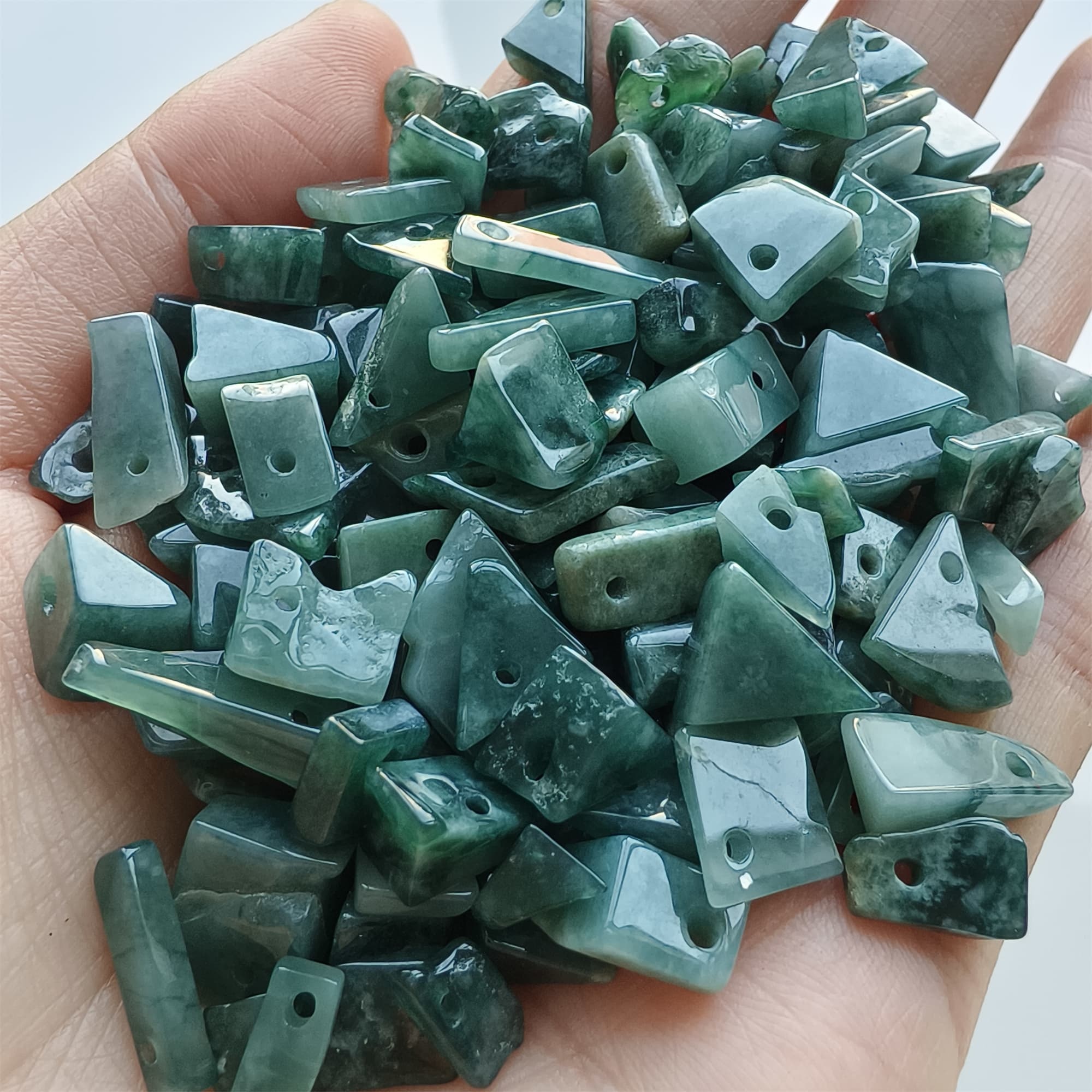 DDP 50pcs 5-13mm Natural Certificated Type A Blue Guatemalan Jadeite Irregular Beads