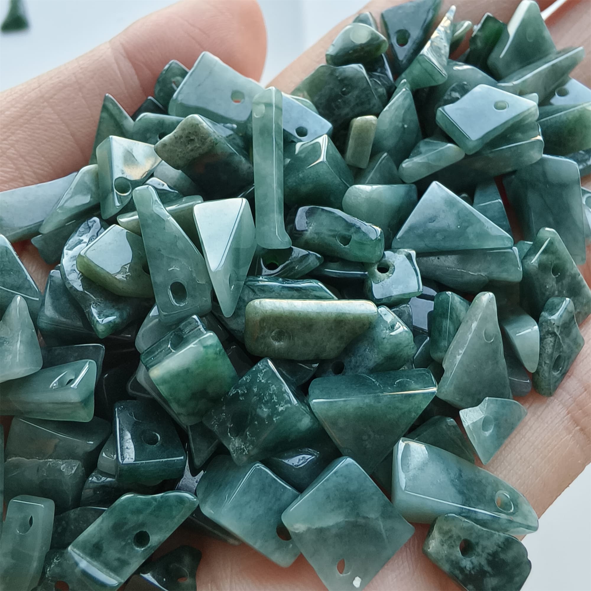 DDP 50pcs 5-13mm Natural Certificated Type A Blue Guatemalan Jadeite Irregular Beads