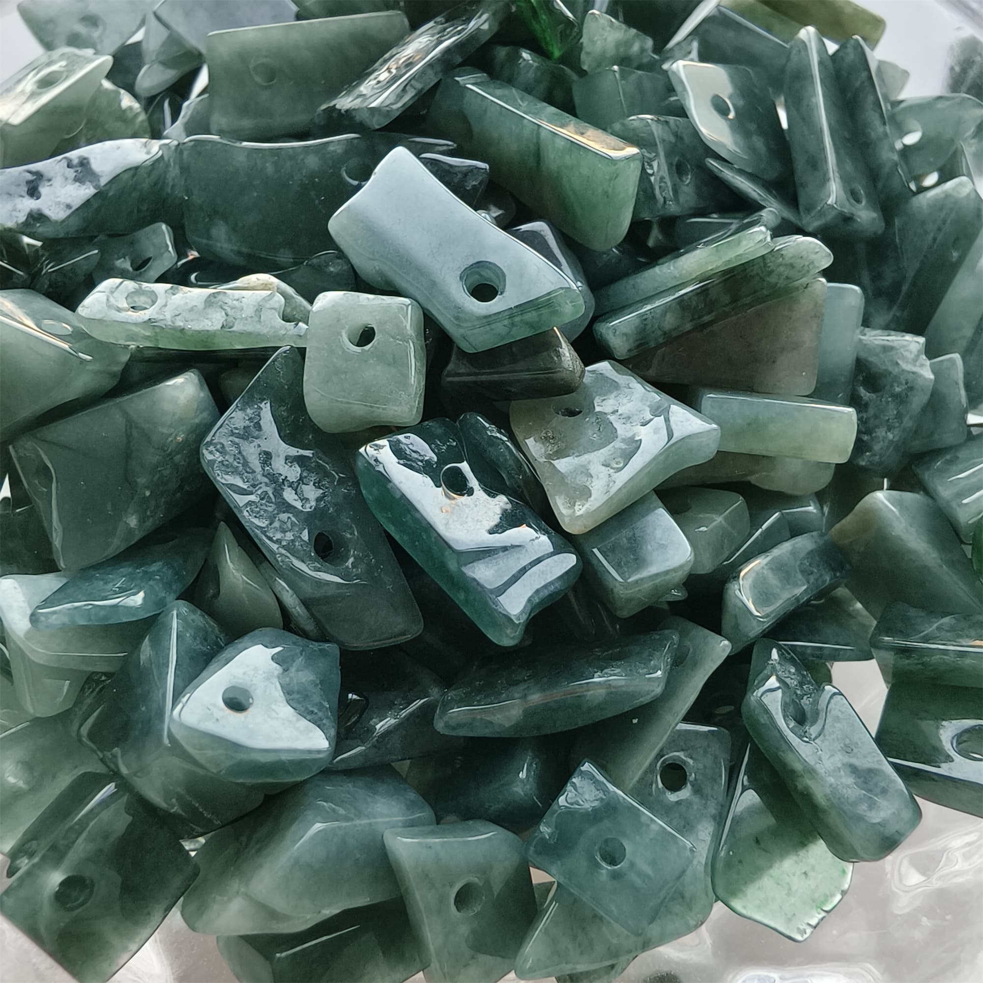DDP 50pcs 5-13mm Natural Certificated Type A Blue Guatemalan Jadeite Irregular Beads
