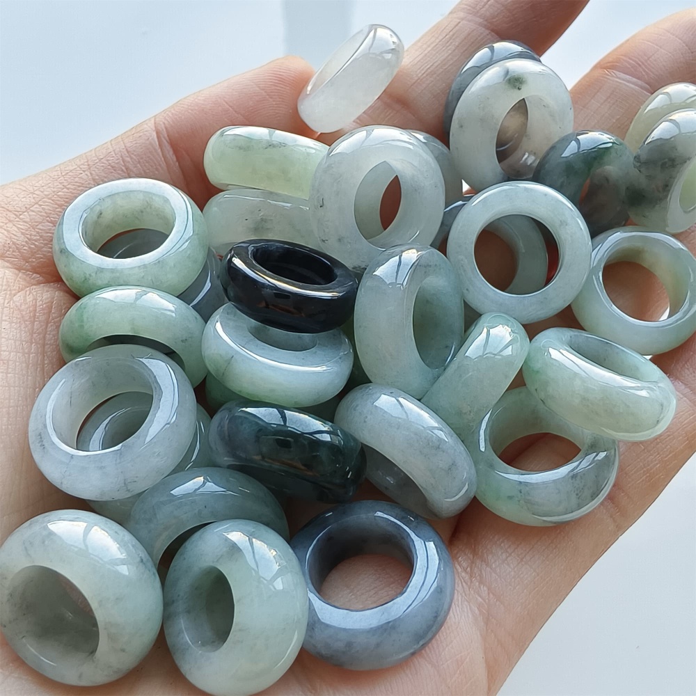 DDP 5pcs 16-17mm Natural Type A Untreated Black Chicken Species Green White Burmese Jadeite Donut And Ring Beads