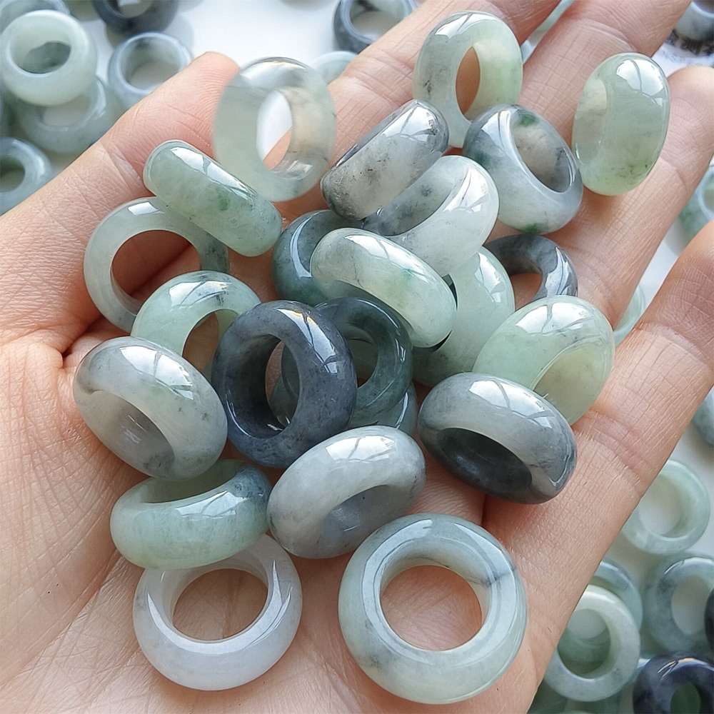 DDP 5pcs 16-17mm Natural Type A Untreated Black Chicken Species Green White Burmese Jadeite Donut And Ring Beads