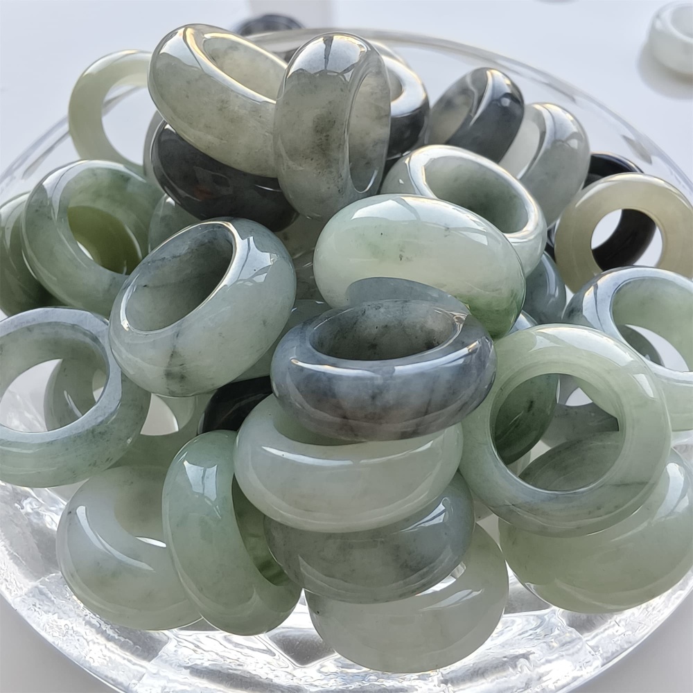DDP 5pcs 16-17mm Natural Type A Untreated Black Chicken Species Green White Burmese Jadeite Donut And Ring Beads