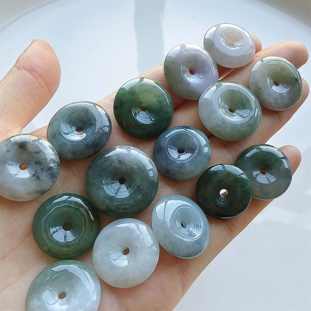 DDP 5pcs 17-22mm Natural Certificated Type A Green White Burmese Jadeite Safety Buckle Beads