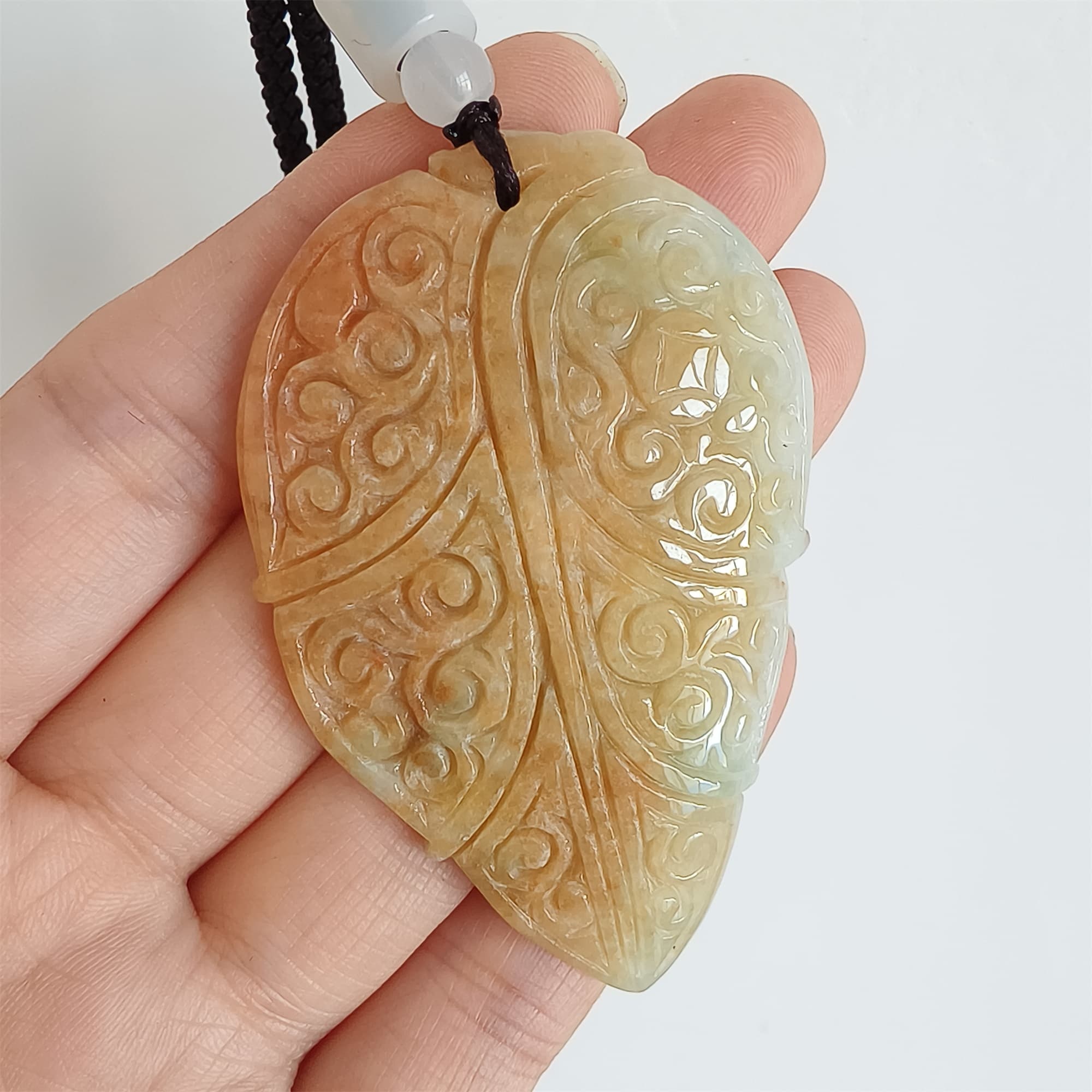 DDP 60mm Natural Certificated Yellow Green Burmese Jadeite Leaf Pendant