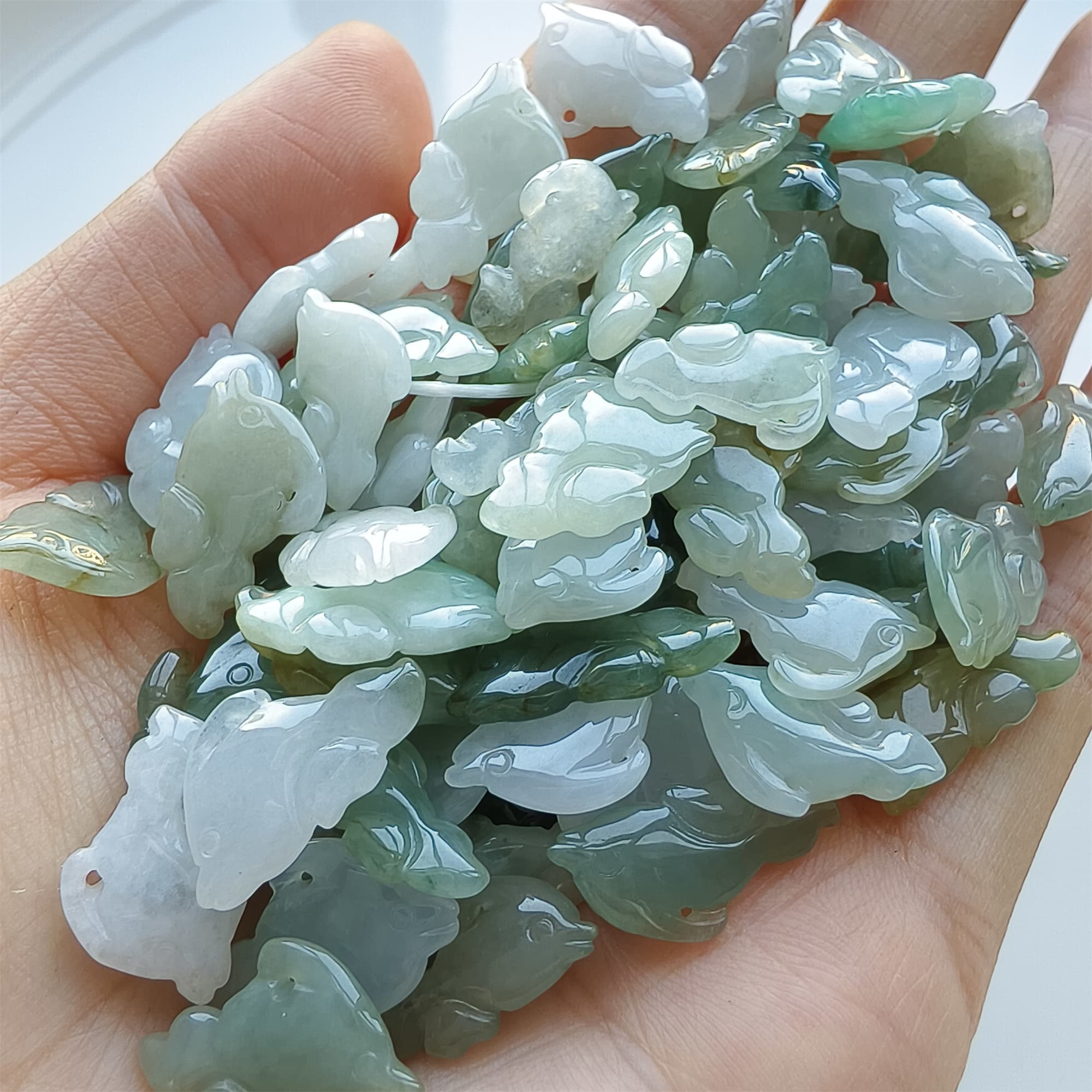DDP 10pcs 15-19mm Natural Certificated Type A Green White Yellow Burmese Jadeite Dolphin Beads