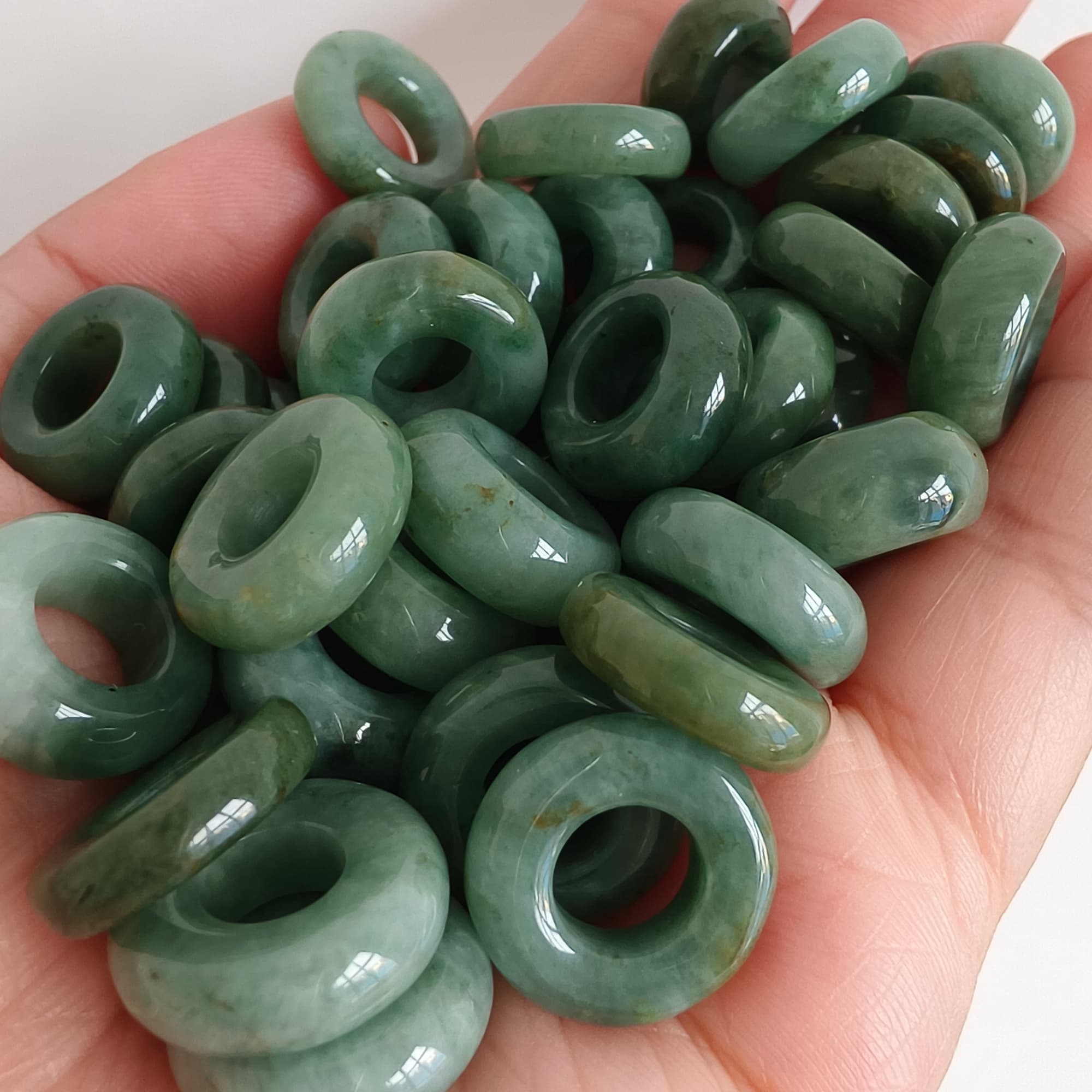 DDP 5pcs 15-16mm Natural Type A Untreated Green Burmese Jadeite Donut And Ring Beads
