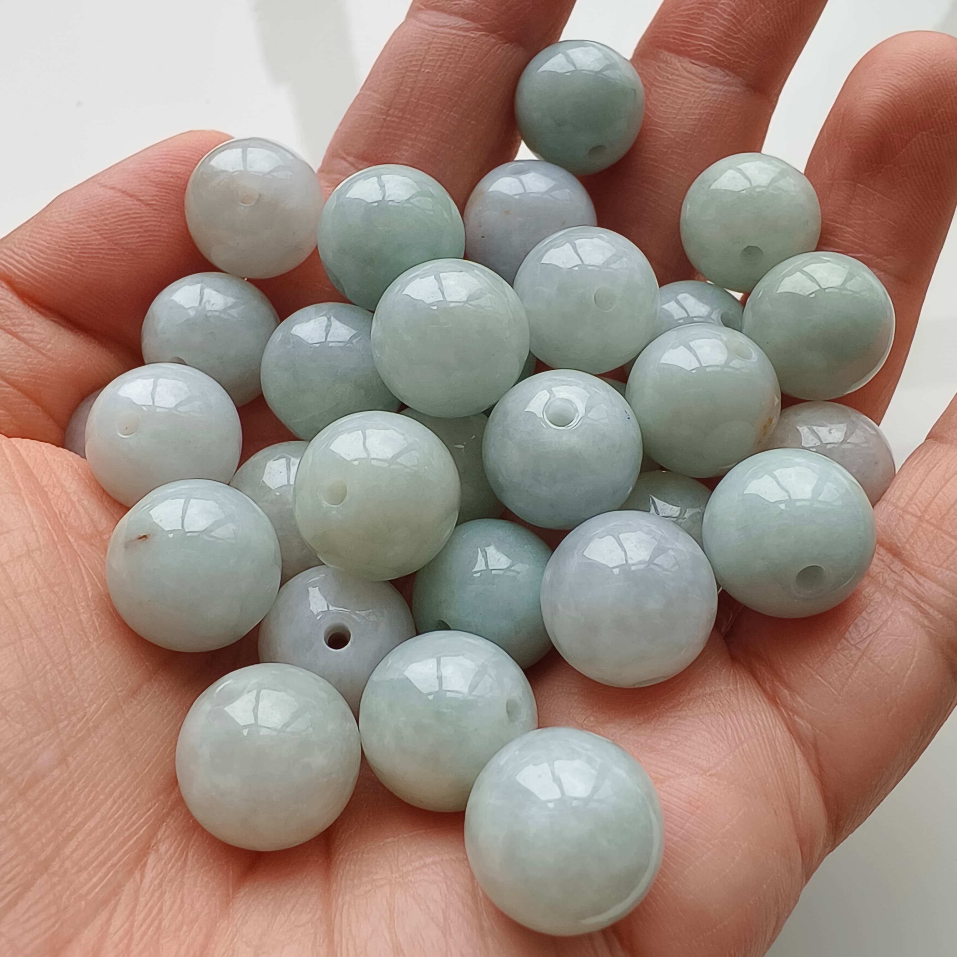 DDP 15pcs 13-13.5mm Natural Type A Green White Burmese Jadeite Round Beads