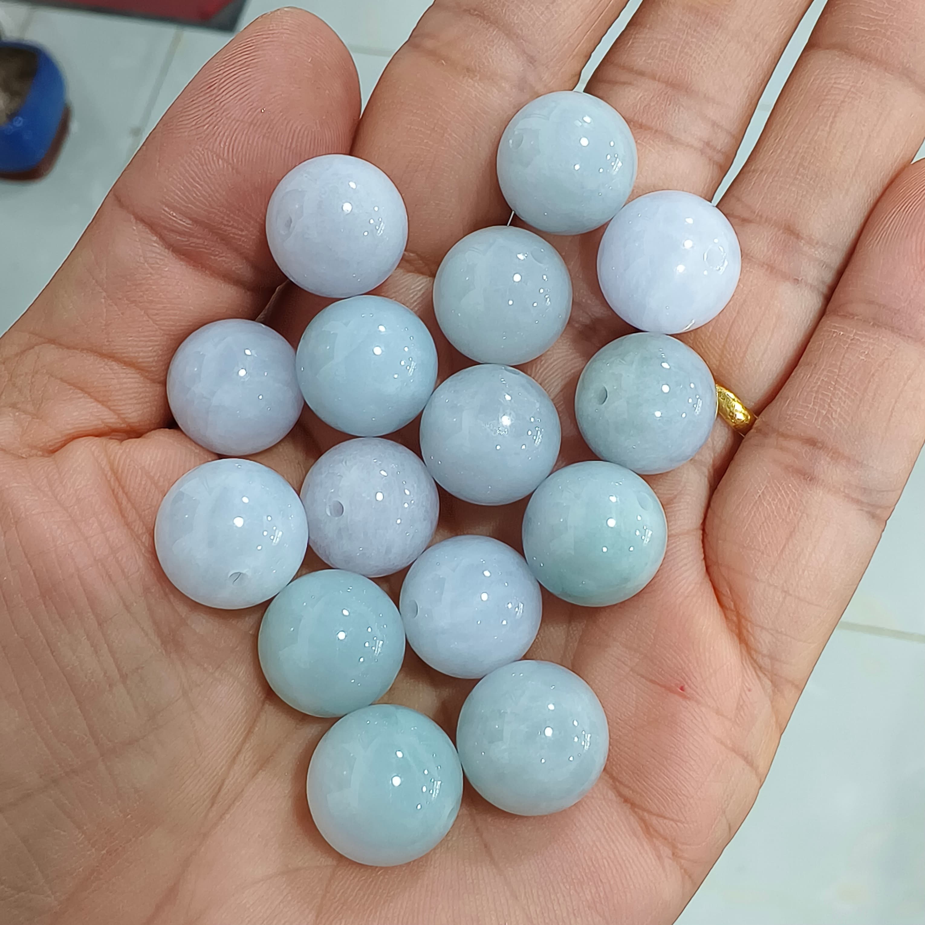 DDP 15pcs 13-13.5mm Natural Type A Green White Burmese Jadeite Round Beads