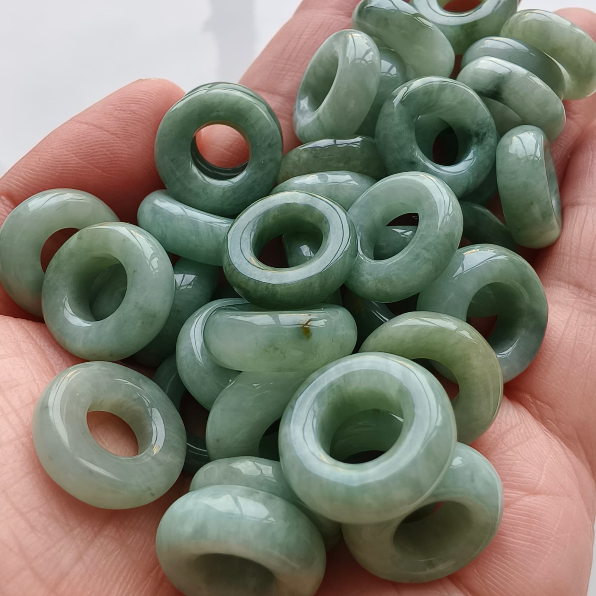 DDP 5pcs 15-16mm Natural Type A Untreated Green Burmese Jadeite Donut And Ring Beads