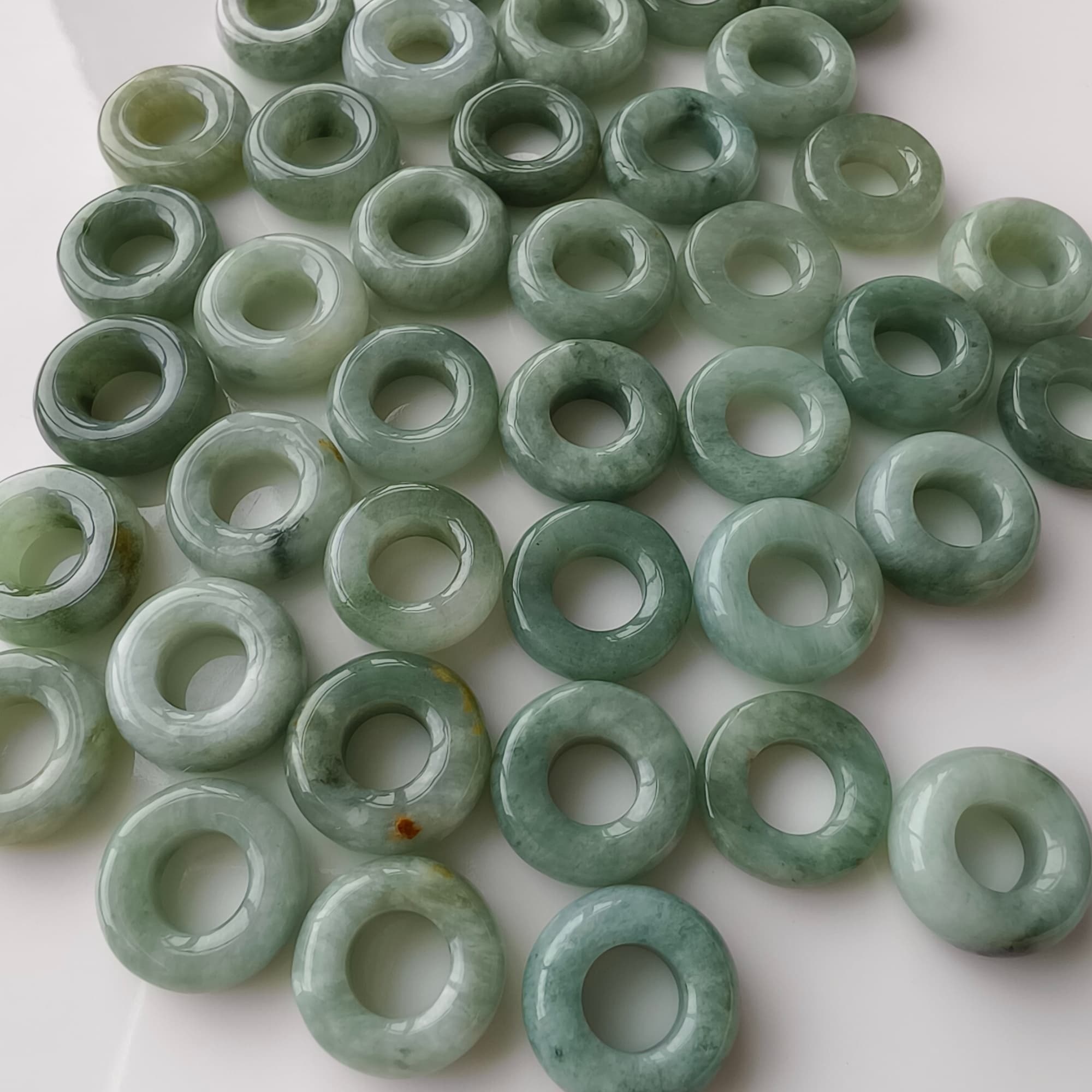 DDP 5pcs 15-16mm Natural Type A Untreated Green Burmese Jadeite Donut And Ring Beads