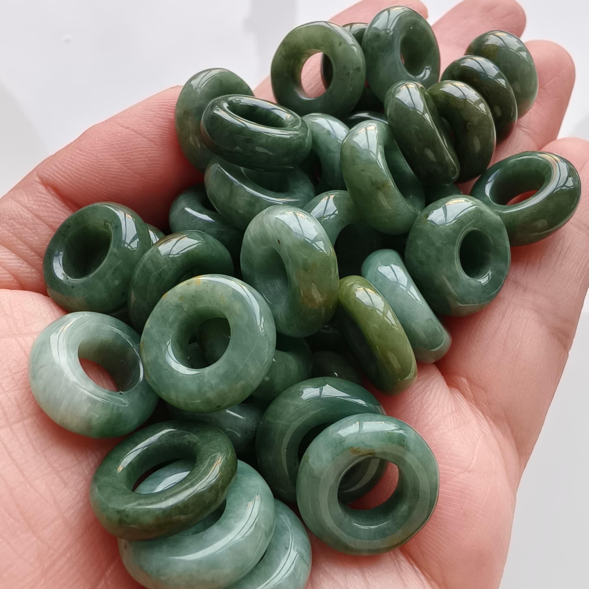 DDP 5pcs 15-16mm Natural Type A Untreated Green Burmese Jadeite Donut And Ring Beads