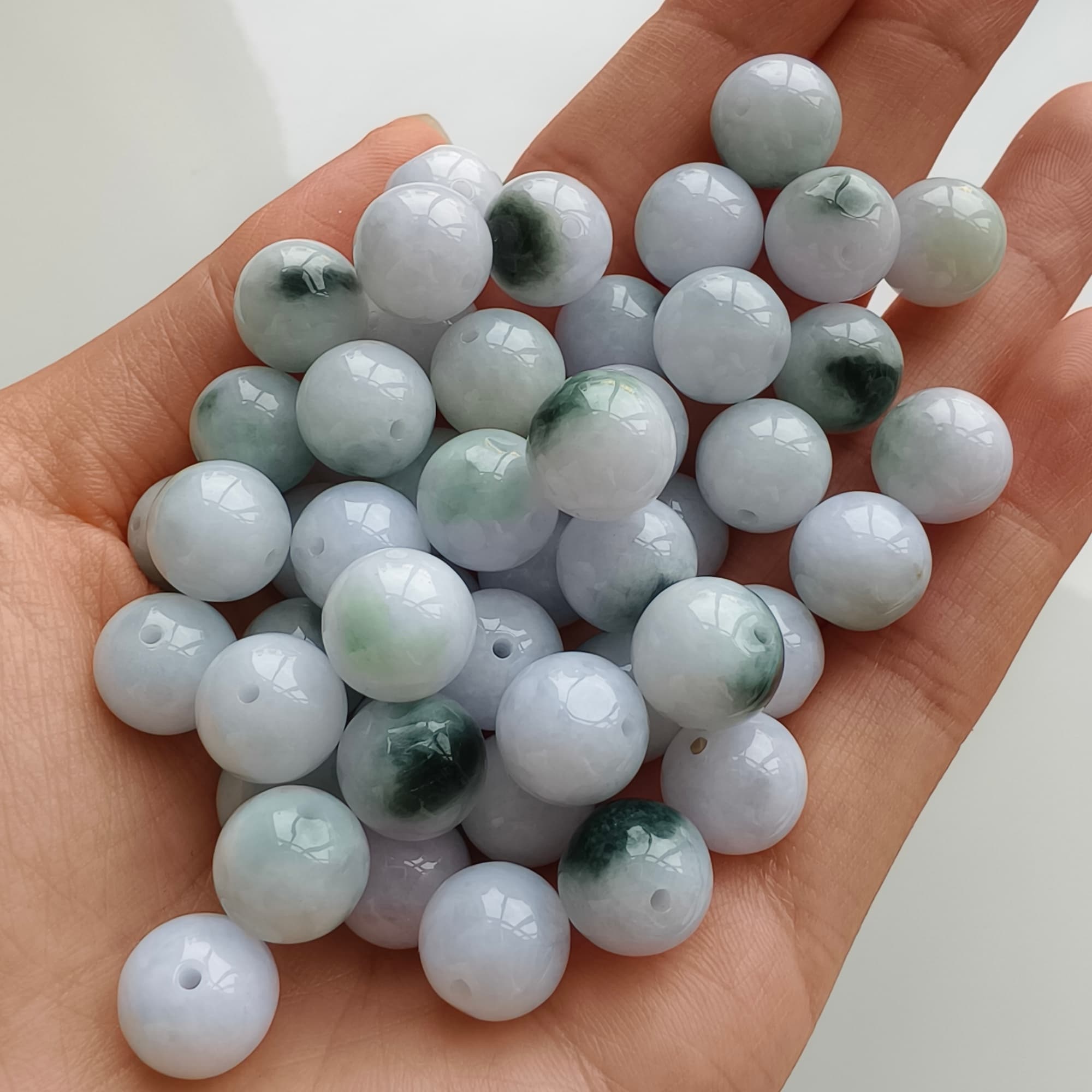 DDP 20pcs 10.5mm Natural Certificated Type A Green White Moss In Snow Burmese Jadeite Round Beads