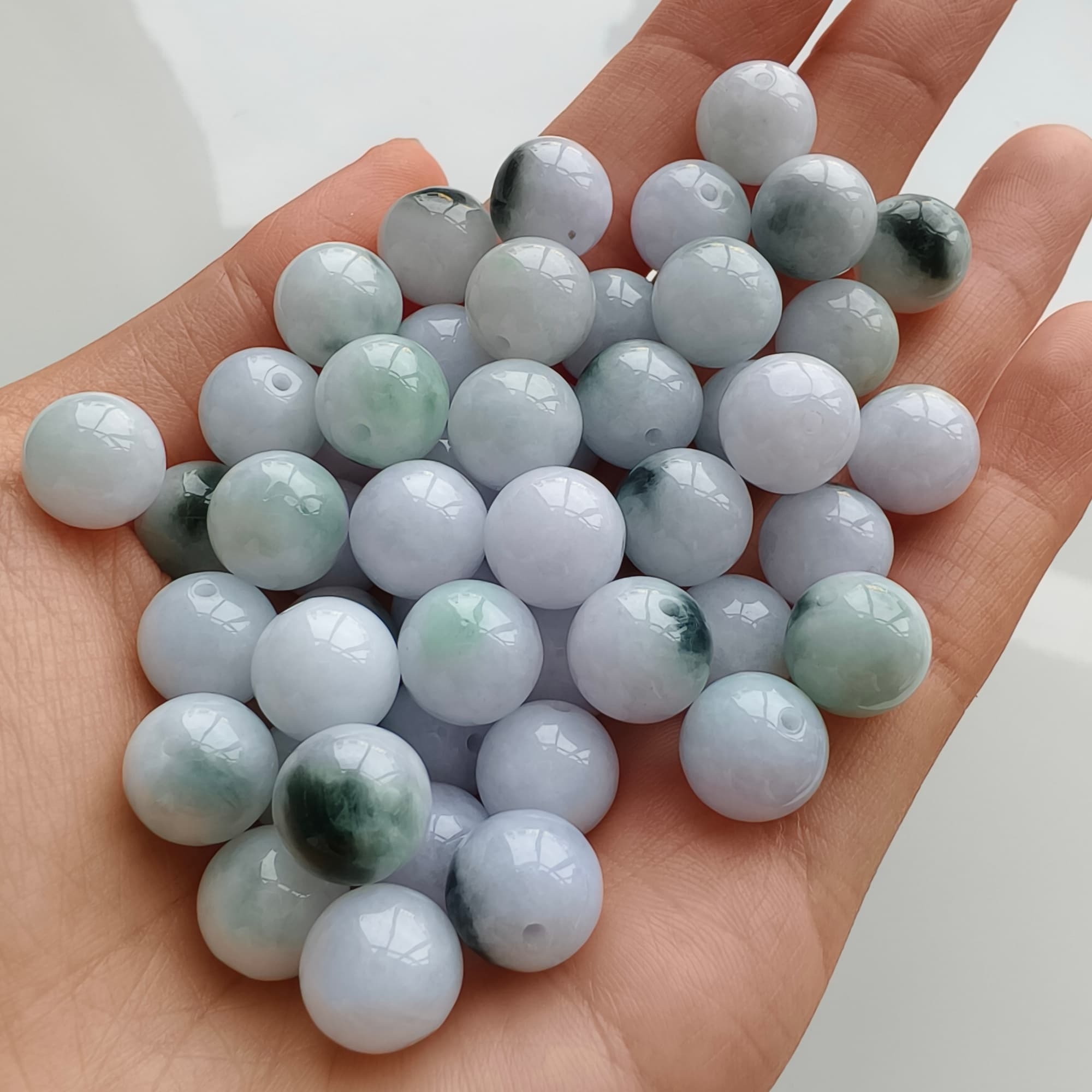 DDP 20pcs 10.5mm Natural Certificated Type A Green White Moss In Snow Burmese Jadeite Round Beads