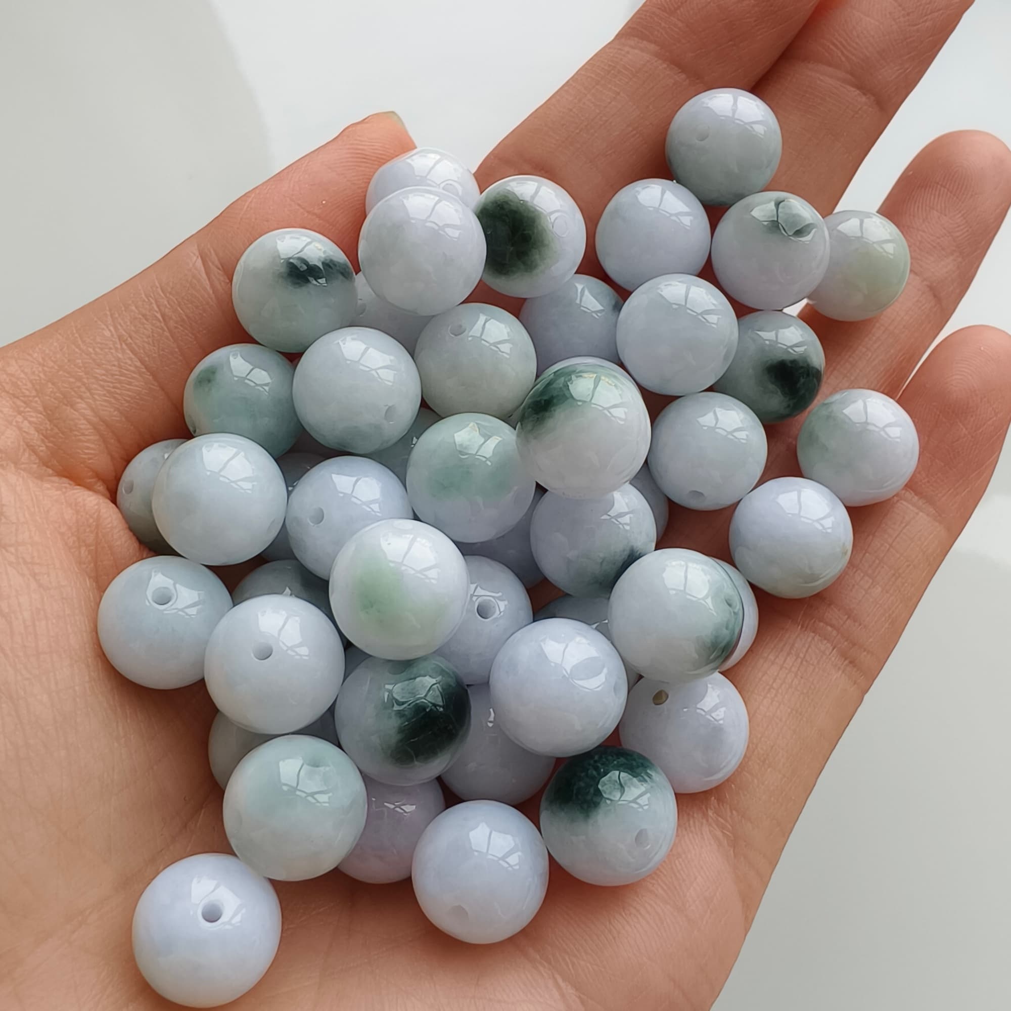 DDP 20pcs 10.5mm Natural Certificated Type A Green White Moss In Snow Burmese Jadeite Round Beads