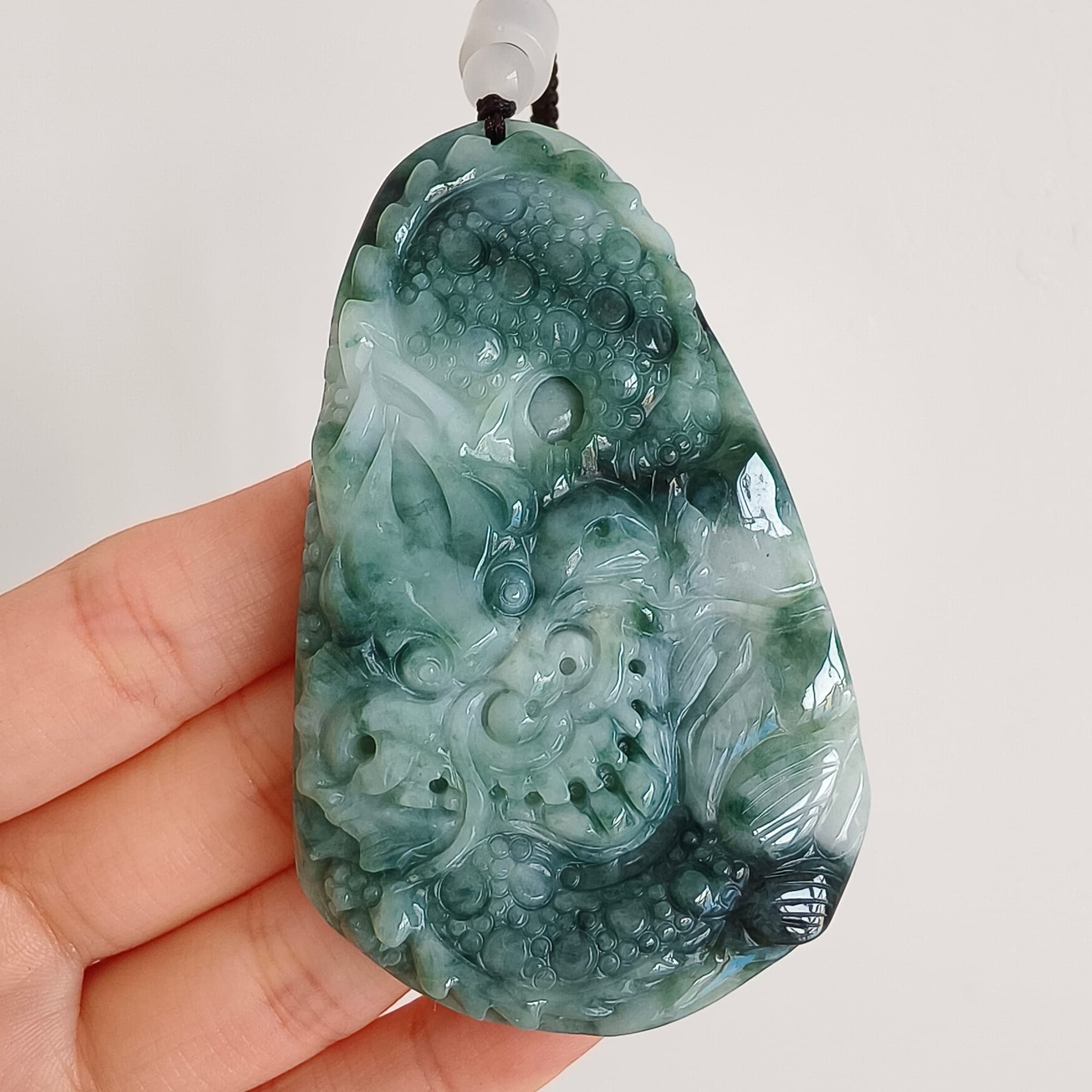 DDP 74.5mm Natural Type A Untreated Green White Burmese Jadeite Teardrop Pendant With Dragon Carved