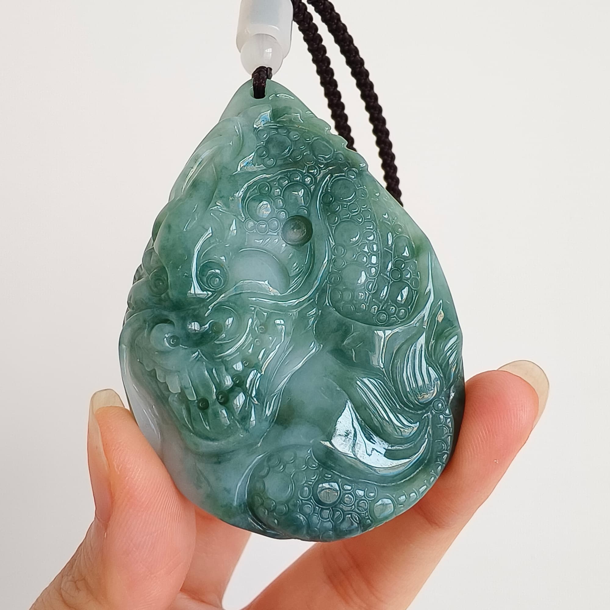DDP 63mm Natural Type A Untreated Green White Burmese Jadeite Teardrop Pendant With Dragon Carved