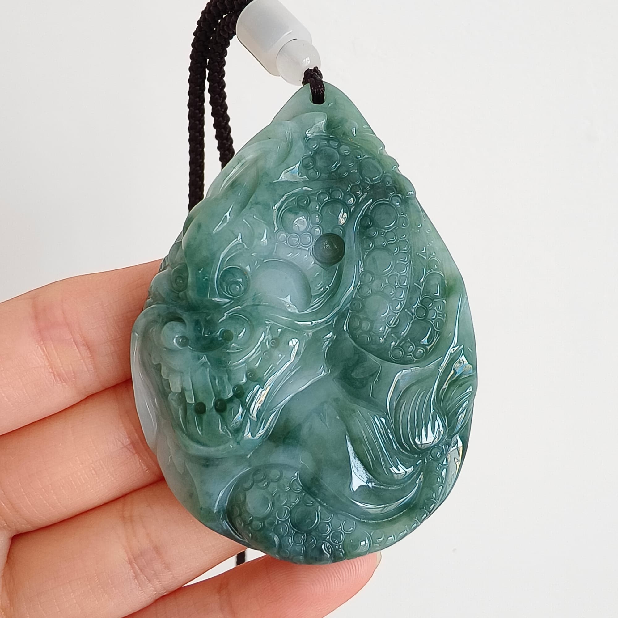 DDP 63mm Natural Type A Untreated Green White Burmese Jadeite Teardrop Pendant With Dragon Carved